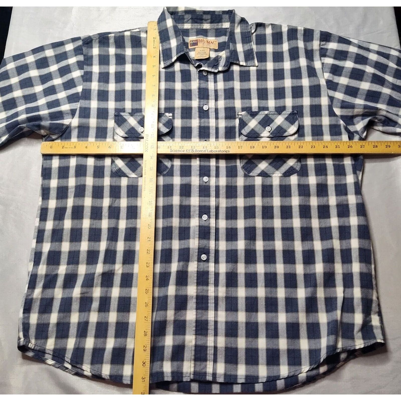 Vintage VINTAGE BIG MAC WORKWEAR Shirt Men XL Blue Plaid Short Sleeve Button-Up Oversized Size US XL / EU 56 / 4 - 7 Thumbnail