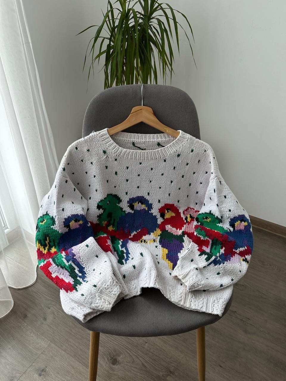 Handmade × Japanese Brand × Vintage Vintage Japanese Rare White Knit Parrot Handicrafts Sweater Size S / US 4 / IT 40 - 11 Thumbnail