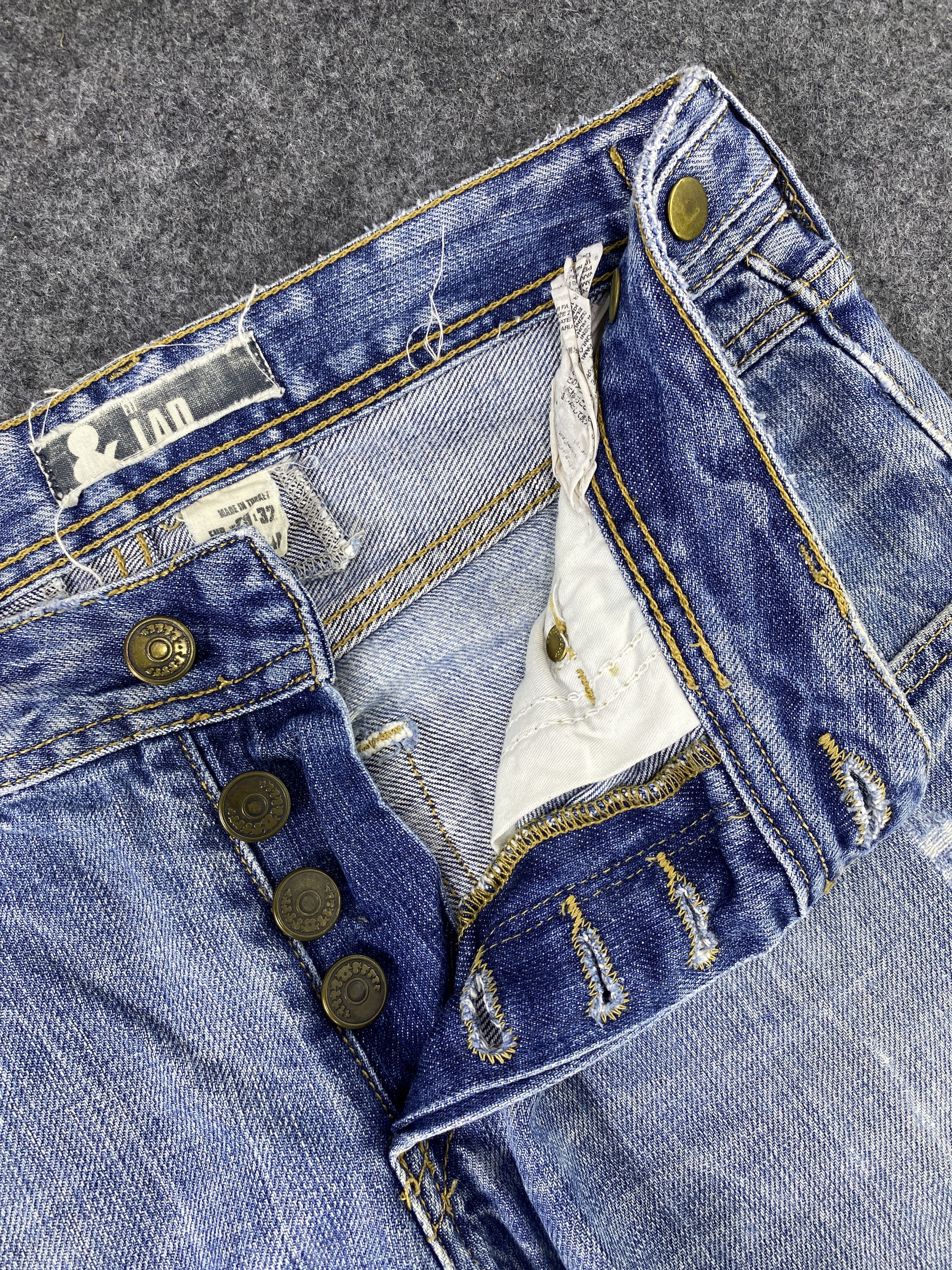 Jean & Distressed Blue Wash Flare Denim - J974 Size US 32 / EU 48 - 8 Thumbnail