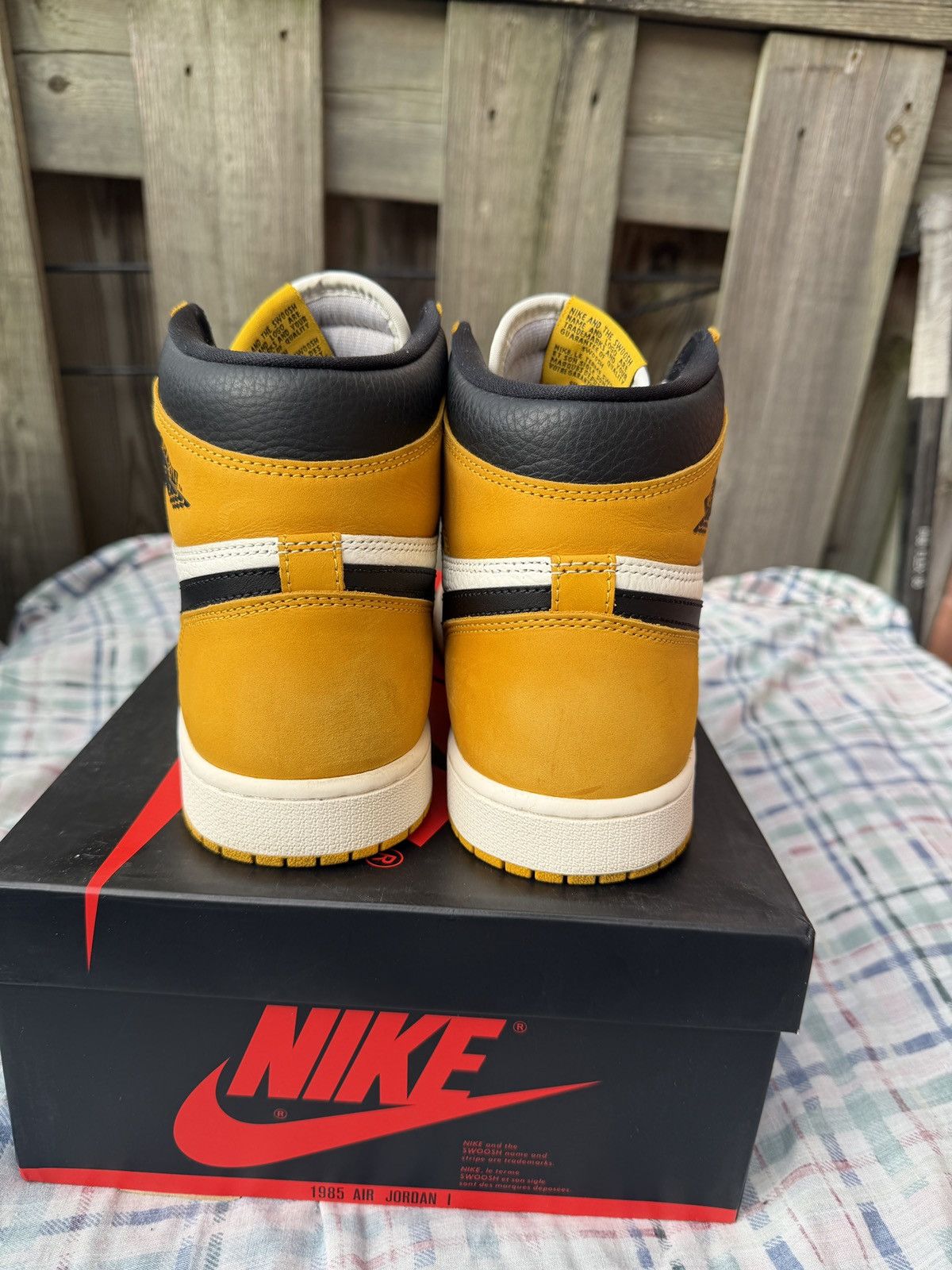 Jordan Brand Jordan 1 Retro High Yellow Ochre Size US 10 / EU 43 - 3 Thumbnail