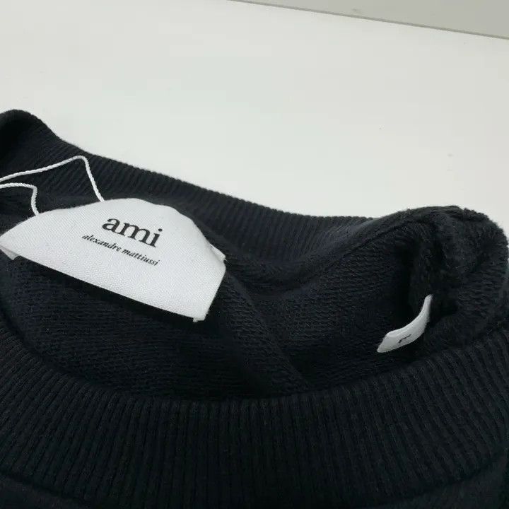 AMI AMIPARIS Black Sweatshirt with Red Heart Embroidery -2507 Size US L / EU 52-54 / 3 - 5 Thumbnail