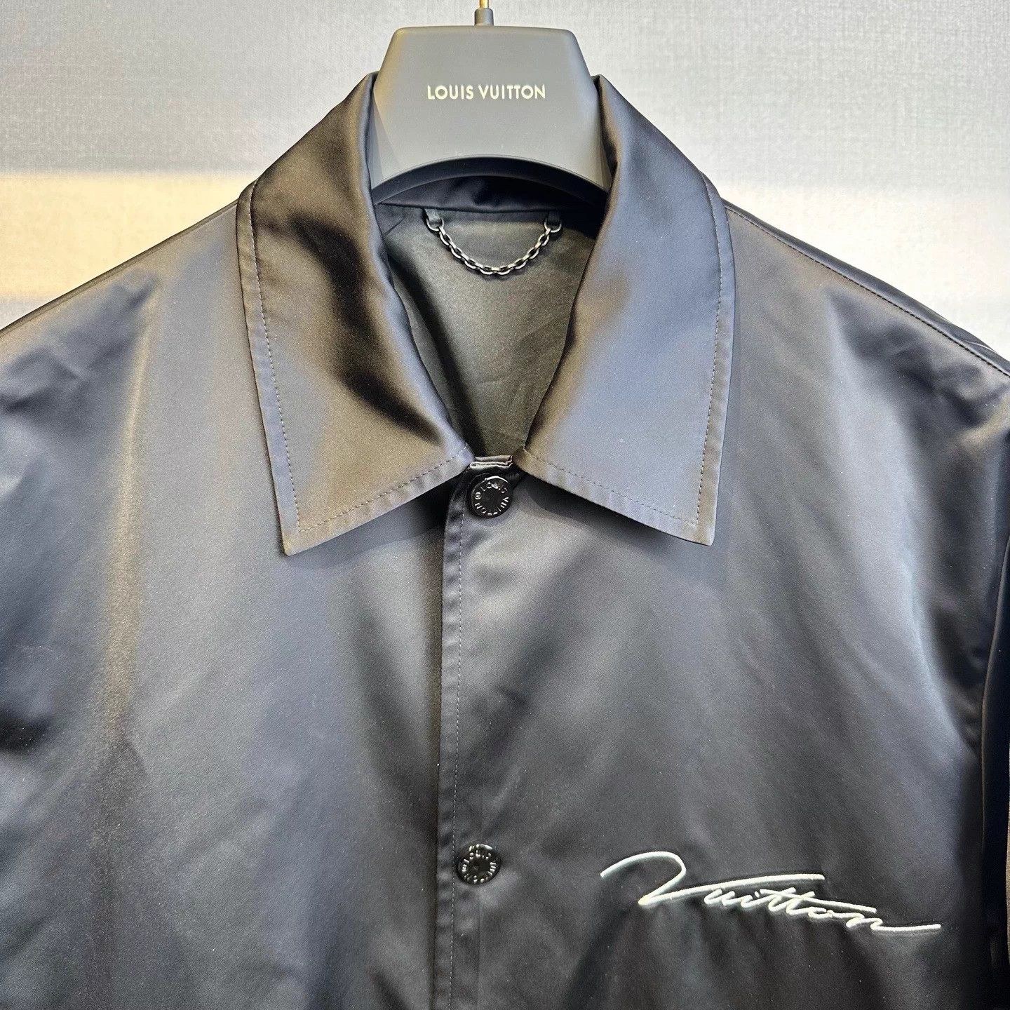 Louis Vuitton LV Peace Dove Signature Coach Jacket 48 99 New Size US M / EU 48-50 / 2 - 2 Thumbnail