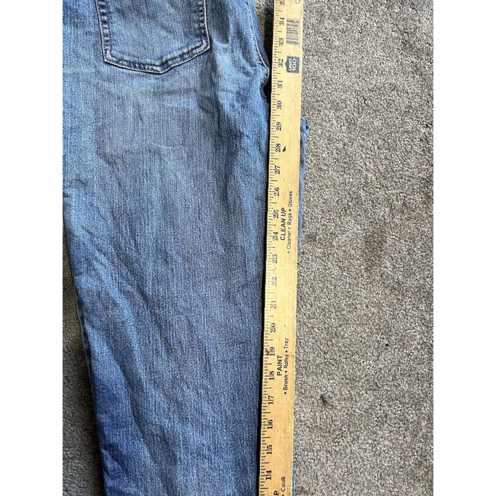 Gloria Vanderbilt Gloria Vanderbilt Jeans Womens Size 12 Blue Straight Leg Amanda Distressed Size 34" / US 12 / IT 48 - 6 Thumbnail