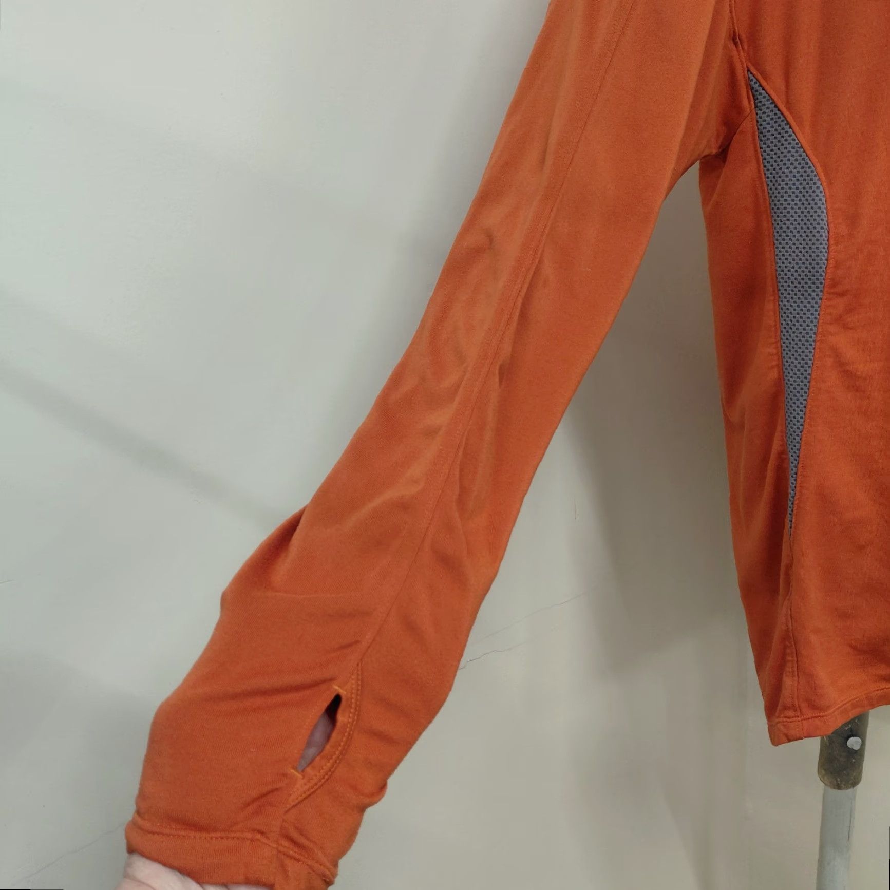 Asics ASICS Shirt Women's Medium Orange 1/4 Zip Base Layer High Neck Long Sleeve Athletic Activewear Women Mens? Size M / US 6-8 / IT 42-44 - 5 Thumbnail