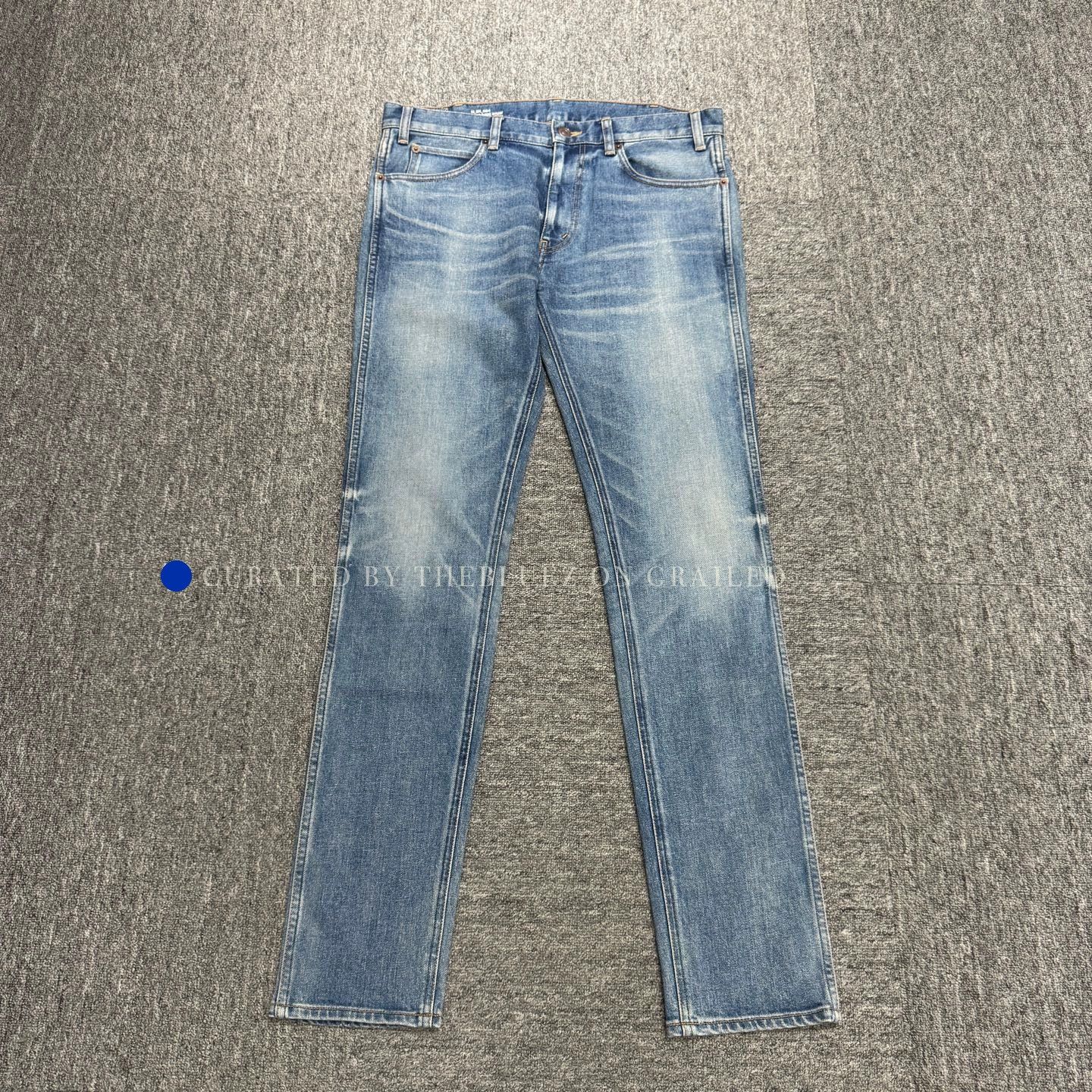 Celine Distressed Blue Denim Jeans in Near Mint Condition Size US 32 / EU 48 - 1 Preview