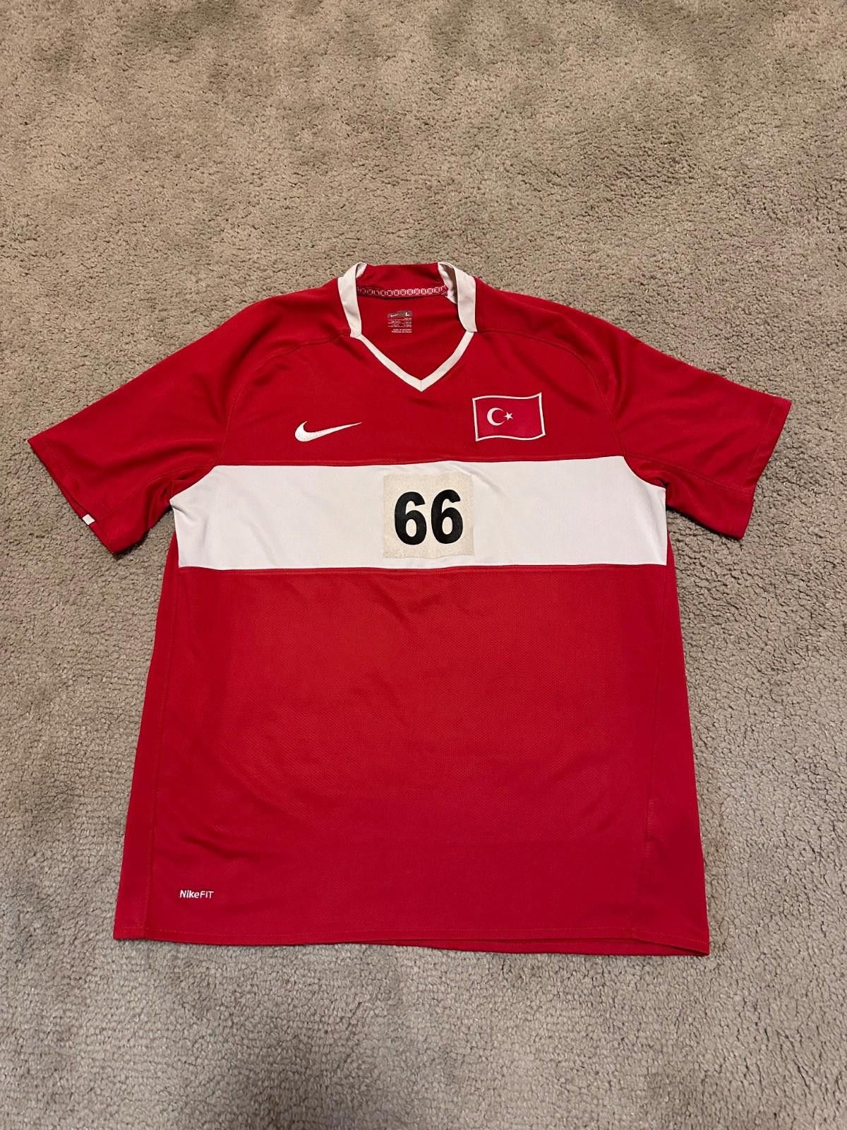 Nike Nike Turkey 2008/10 Home Football Shirt Jersey Sz L ARDA Size US L / EU 52-54 / 3 - 1 Thumbnail