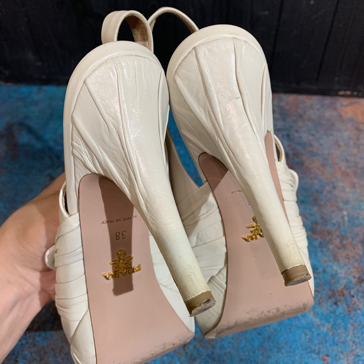 Prada Prada Leather Heels Size 38 Size US 8 / IT 38 - 8 Thumbnail