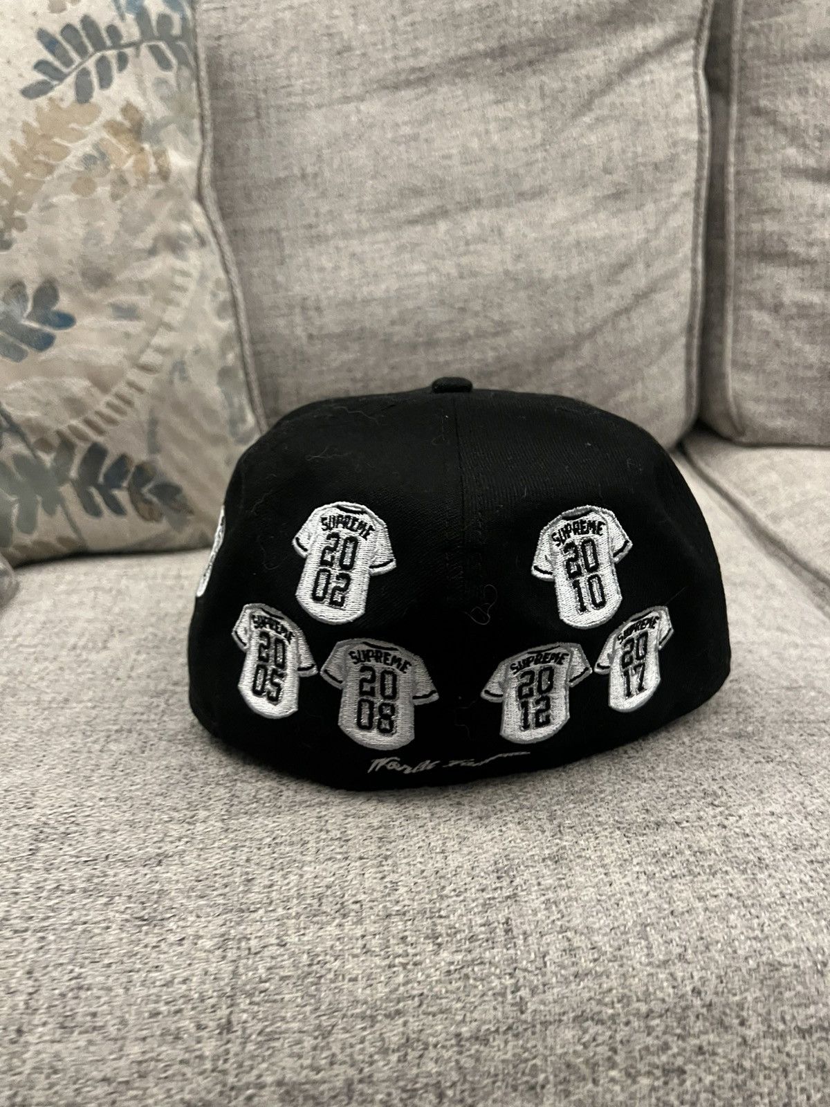 Supreme supreme world famous hat Size ONE SIZE - 2 Thumbnail