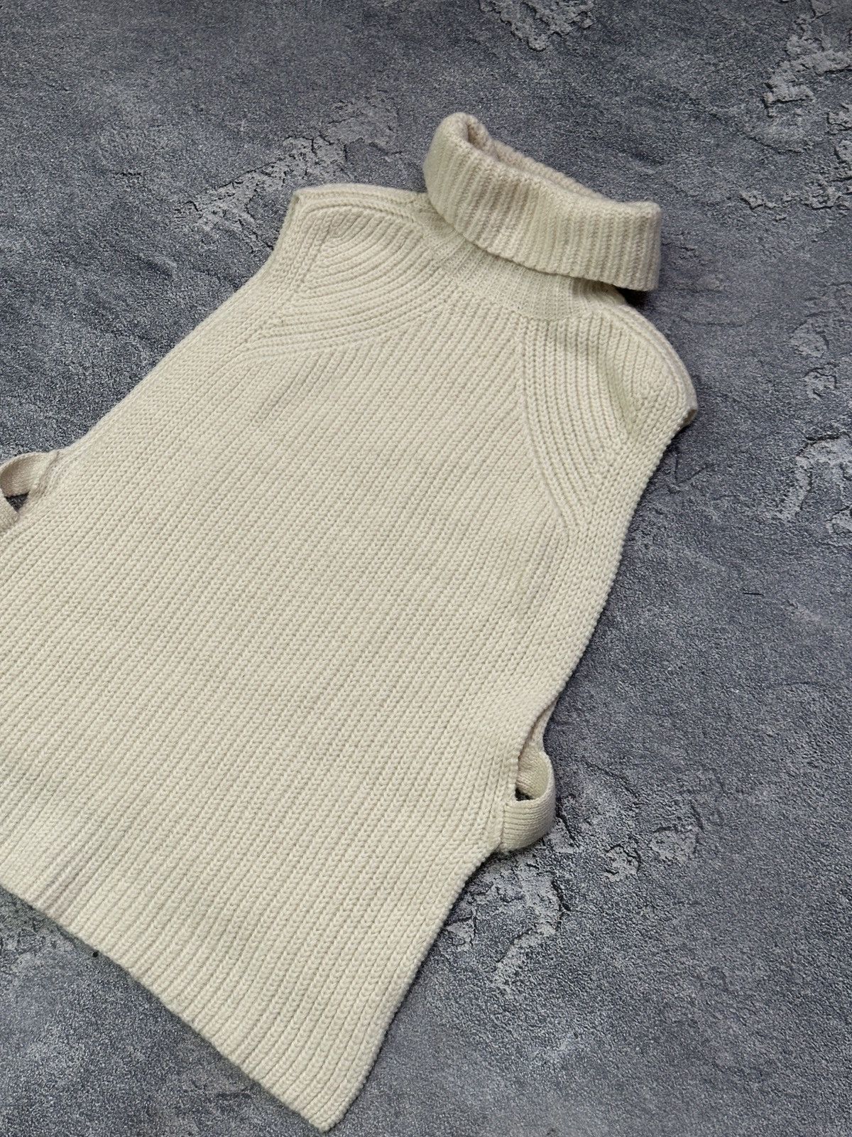 Isabel Marant Etoile Isabel Marant Wool Knit Turtleneck Poncho Vest Beige 38 Size M / US 6-8 / IT 42-44 - 10 Thumbnail
