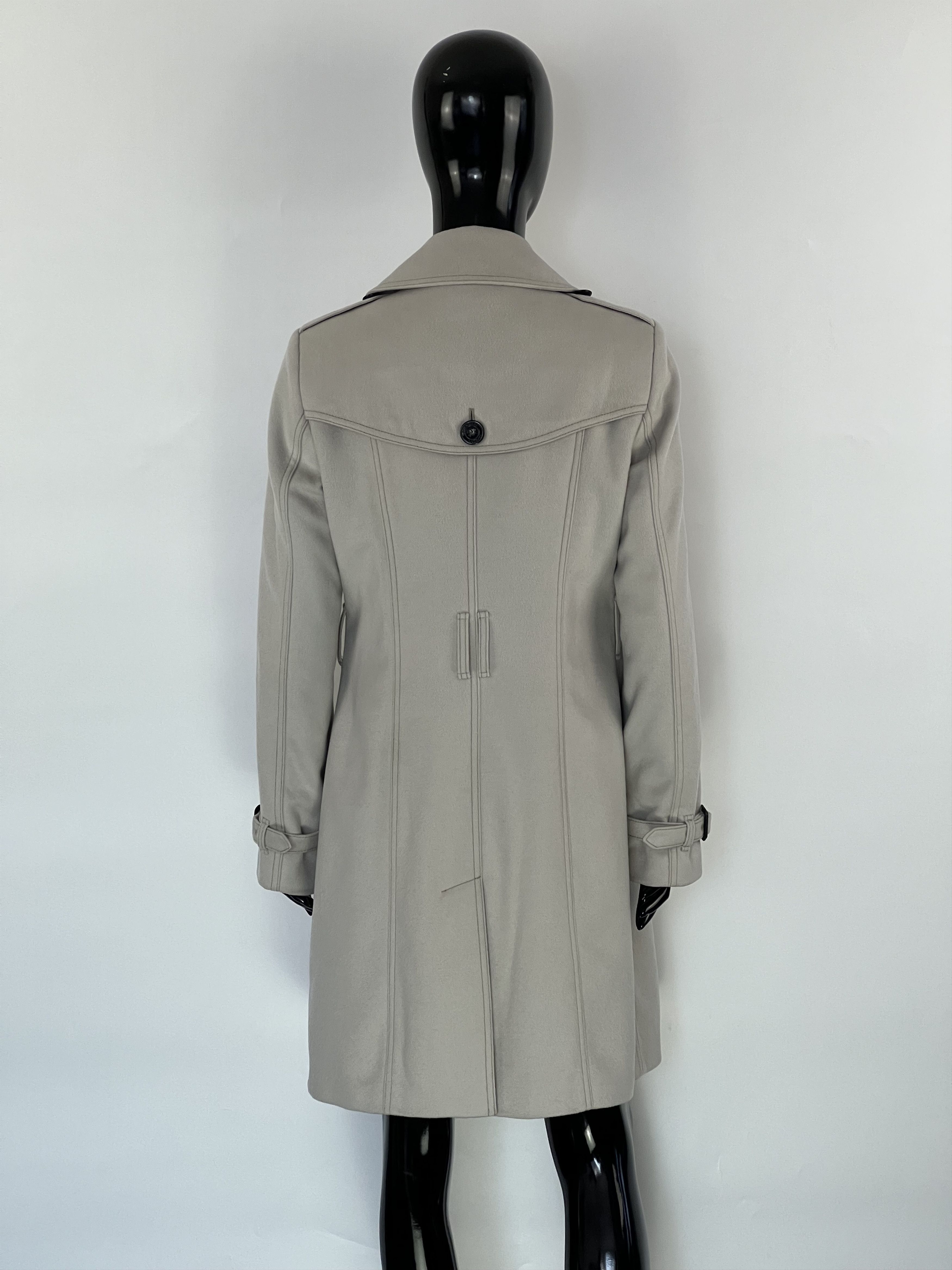 Burberry Burberry 100% Cashmere Double Breasted Coat Size US 8 Size M / US 6-8 / IT 42-44 - 3 Thumbnail