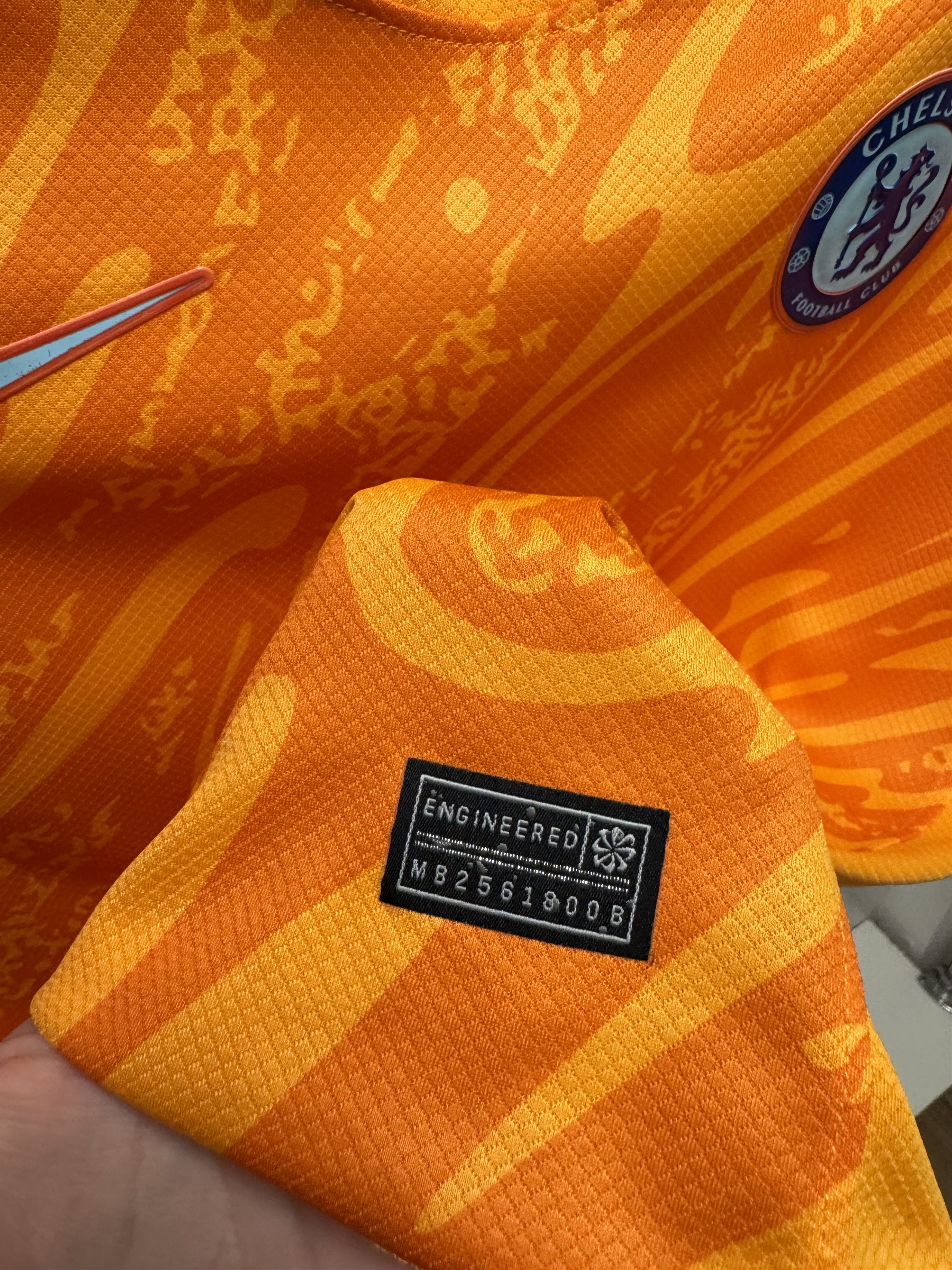 Nike Nike Chelsea orange soccer jersey S sz Size US S / EU 44-46 / 1 - 8 Thumbnail