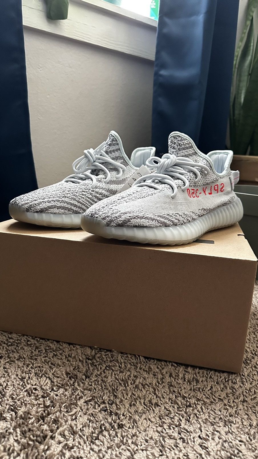 Adidas × Kanye West Yeezy 350 V2 Blue Tint size 12.5 Size US 12.5 / EU 45-46 - 1 Thumbnail