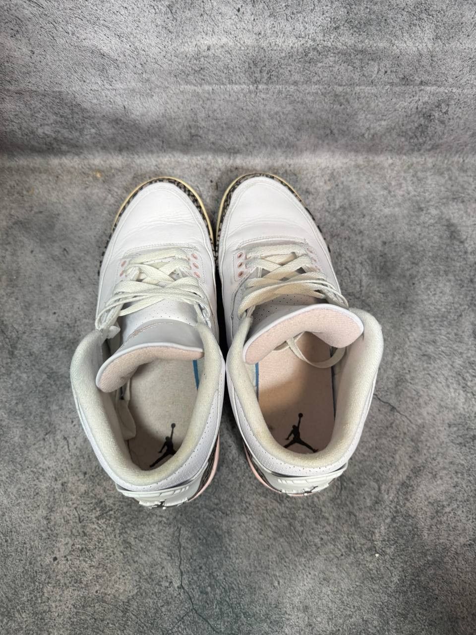 Jordan Brand Size 10W | Jordan 3 Neapolitan No Box | Pre-Owned Size US 8 / EU 41 - 3 Thumbnail