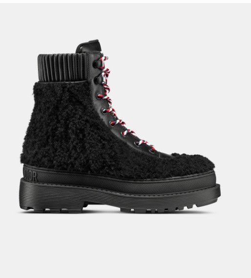 o1w1db10924 Hike Ankle Boot in Black