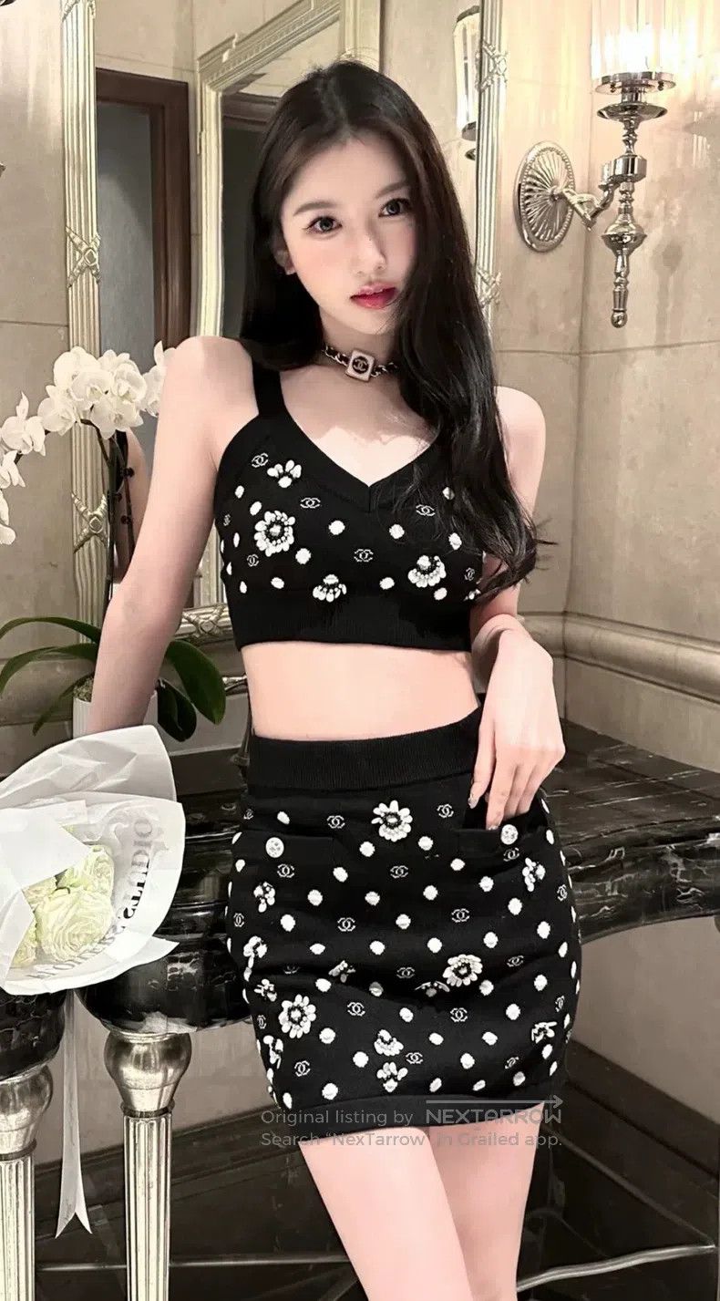 Chanel Chanel 23P embroidered clover black cashmere suspenders Size XXS / US 00 / IT 34 - 1 Thumbnail