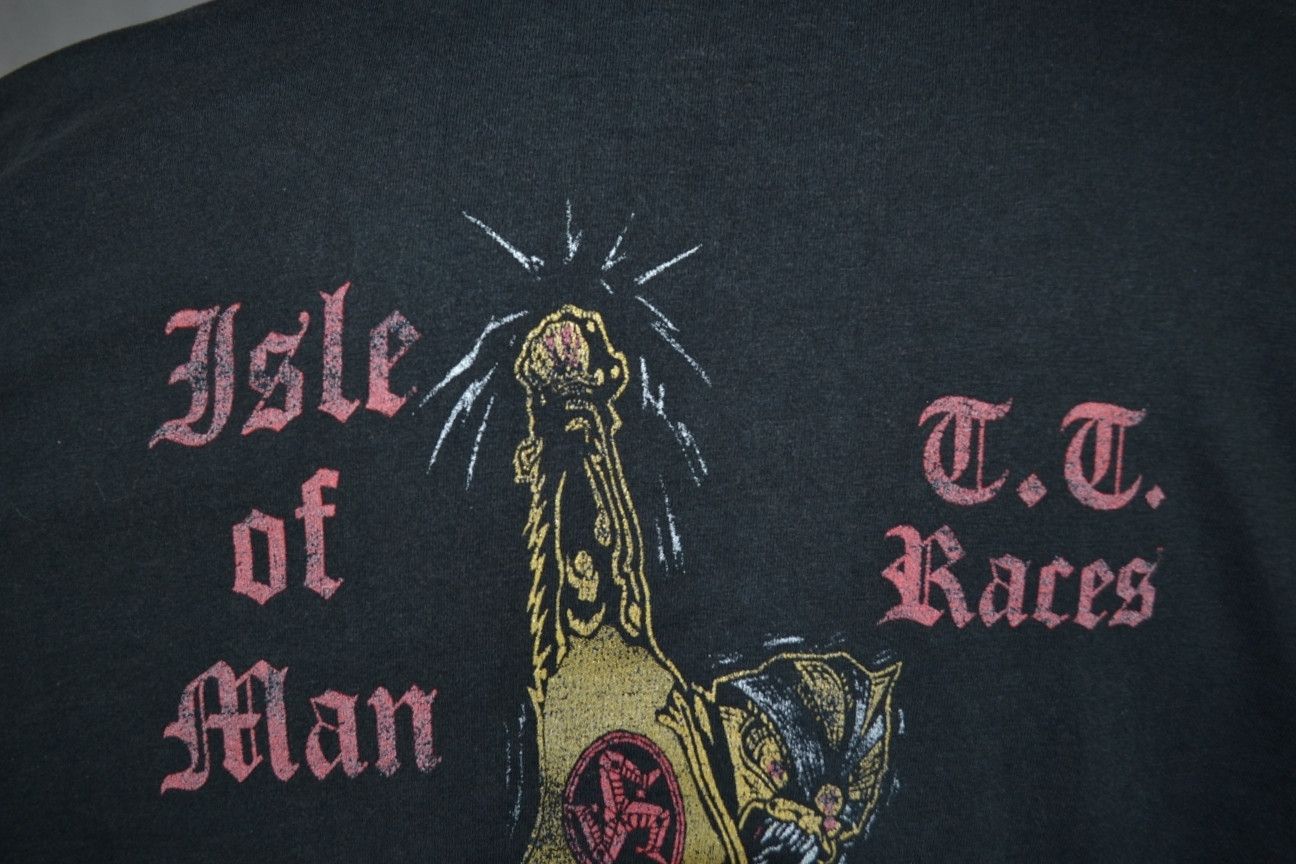 Vintage Vintage 2008 TT Isle Of Man Racing Faded Tee t-shirt L Size US L / EU 52-54 / 3 - 3 Thumbnail