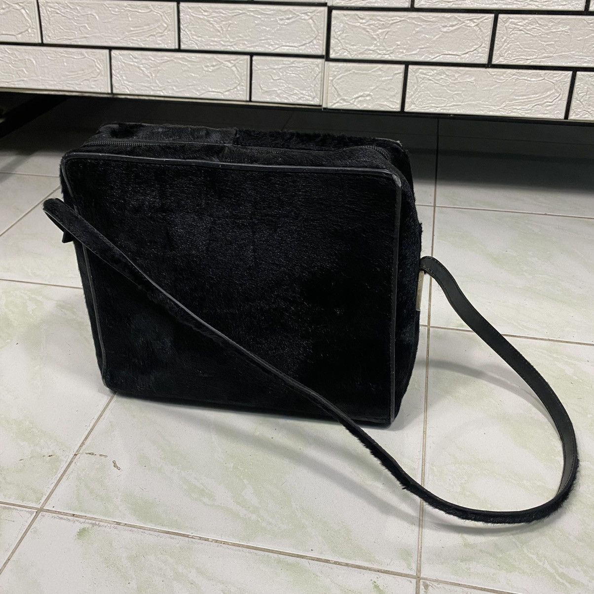 Gucci 🔥VINTAGE GUCCI PONY FUR CROSSBODY BAG Size ONE SIZE - 3 Thumbnail
