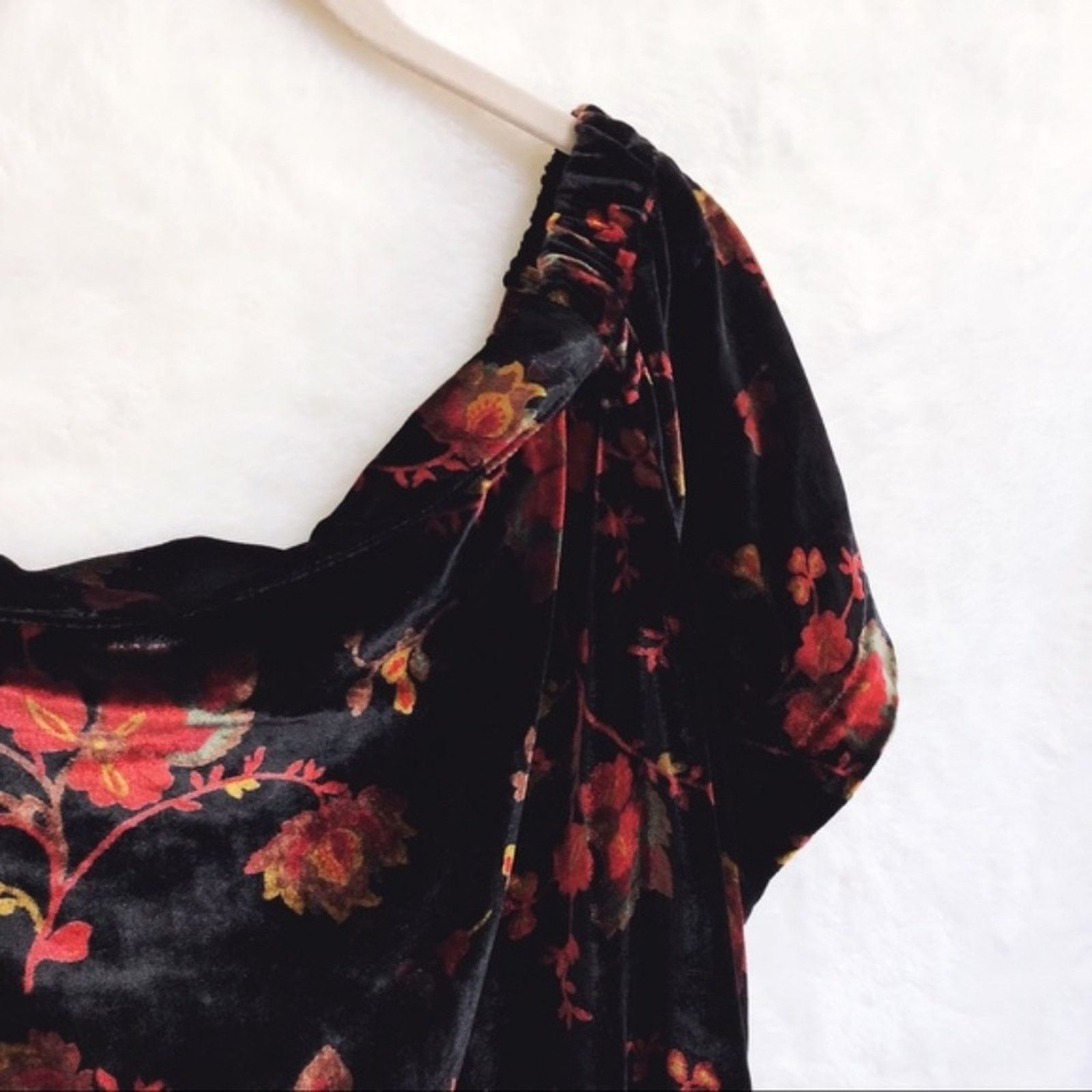 Loft LOFT Fall Floral Velvet Off the Shoulder Top Size S / US 4 / IT 40 - 7 Thumbnail