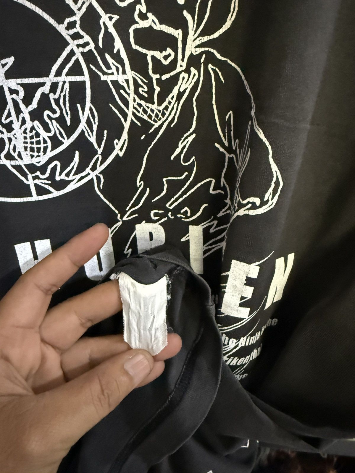 Anime Thrashed Vintage ShurikenThrowing Blade Weapon Sun Faded Tee Size US L / EU 52-54 / 3 - 9 Thumbnail
