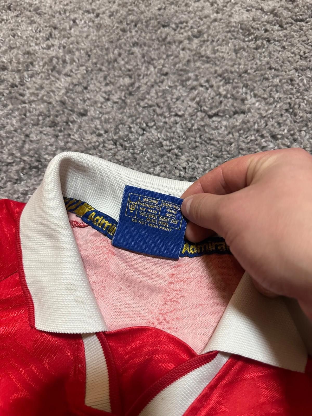 Admirable Co. Barnsley FC 1996-1997 Admiral Football Shirt Soccer Jersey Size US S / EU 44-46 / 1 - 6 Thumbnail