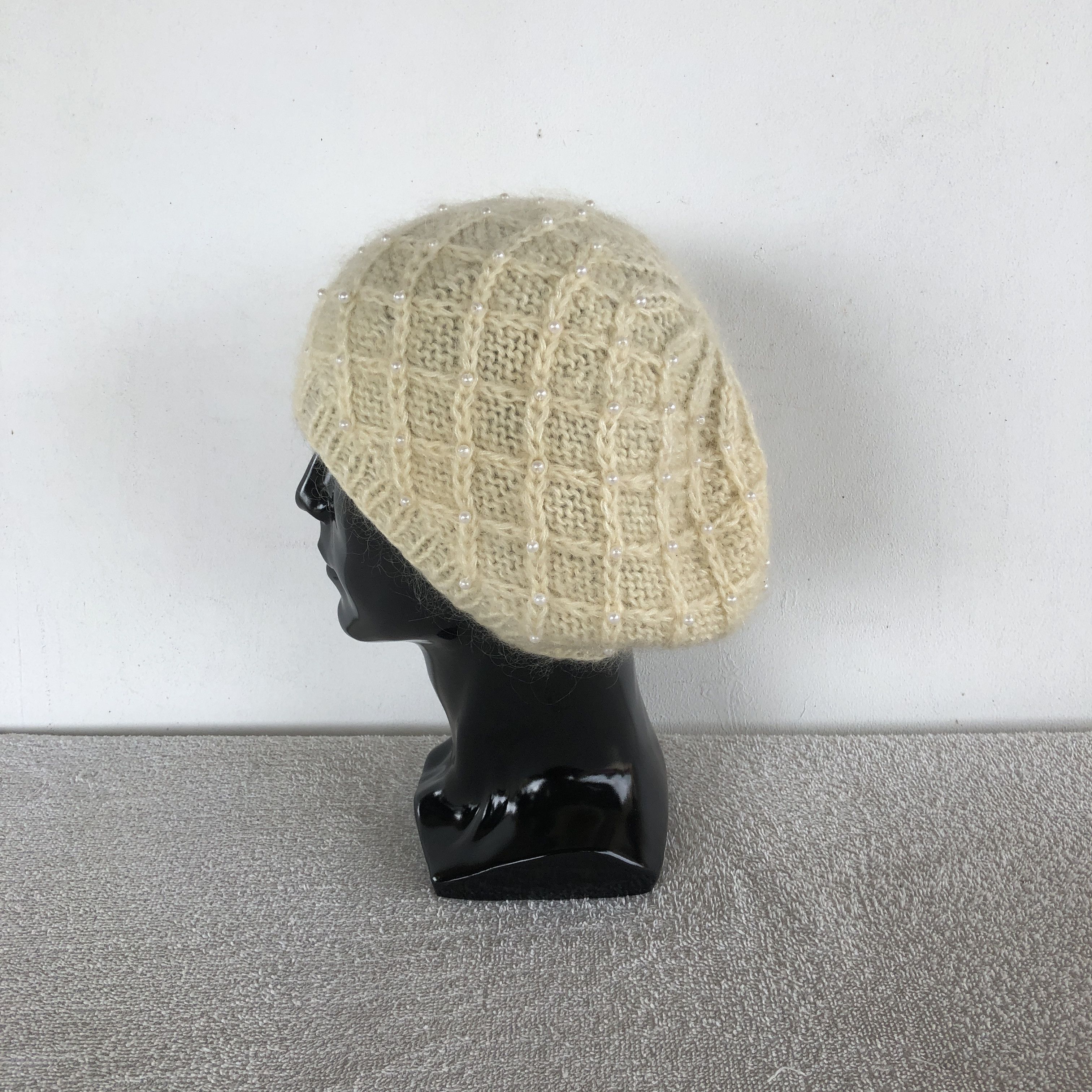 Japanese Brand Vintage 90s Cable Knit Beanie Off White Snow Caps Hats Size ONE SIZE - 4 Thumbnail