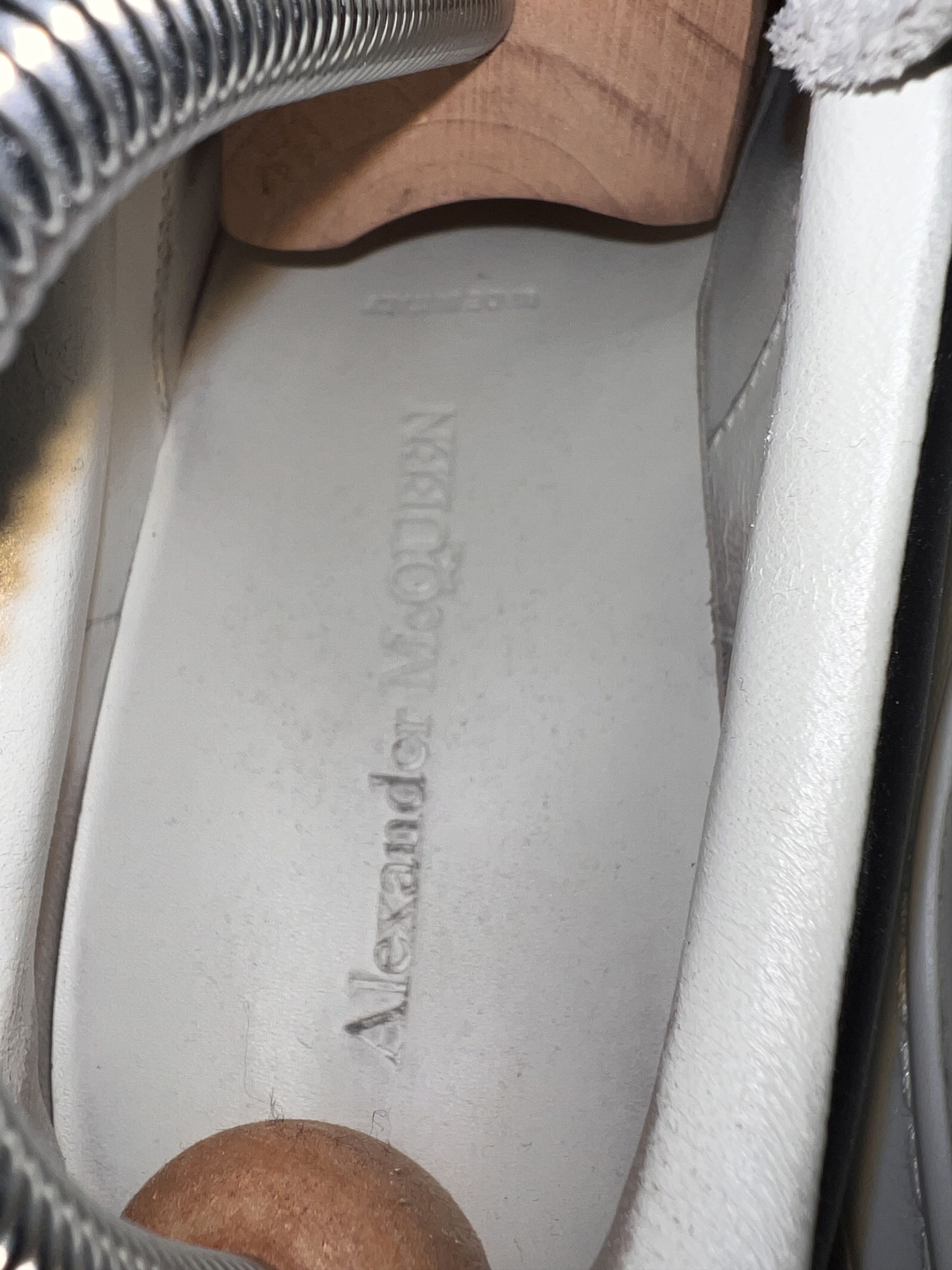 Alexander McQueen Alexander Mcqueen Sneakers Size US 7 / EU 40 - 9 Thumbnail
