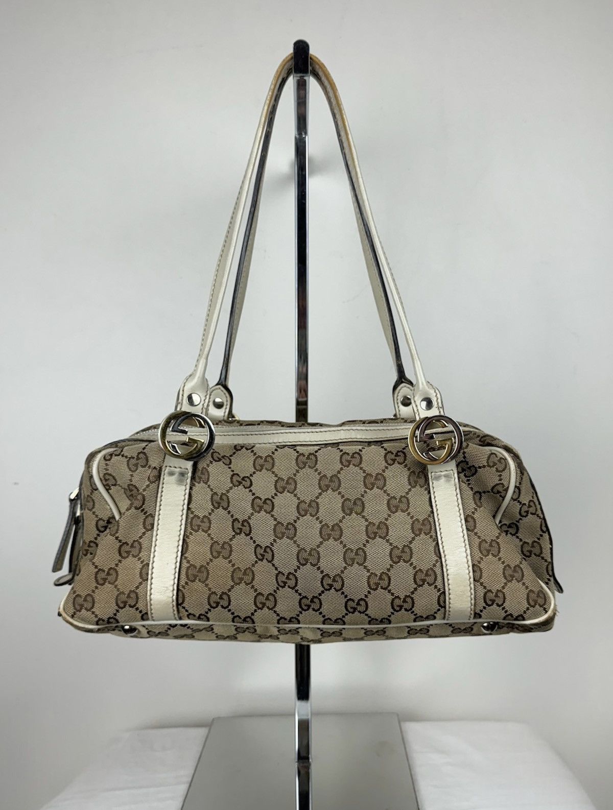 Gucci Vintage shoulder bag Gucci GG 00s original luxury item Size ONE SIZE - 1 Thumbnail