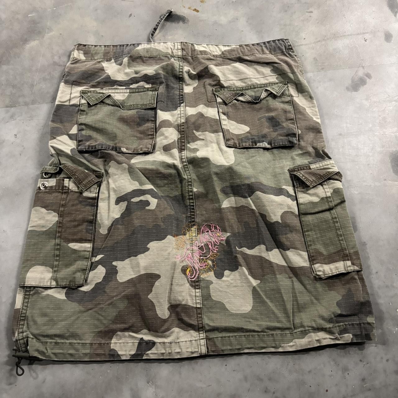 Vintage Vintage Y2K/2000s Cute Camo Skirt! Size 32" / US 10 / IT 46 - 3 Thumbnail