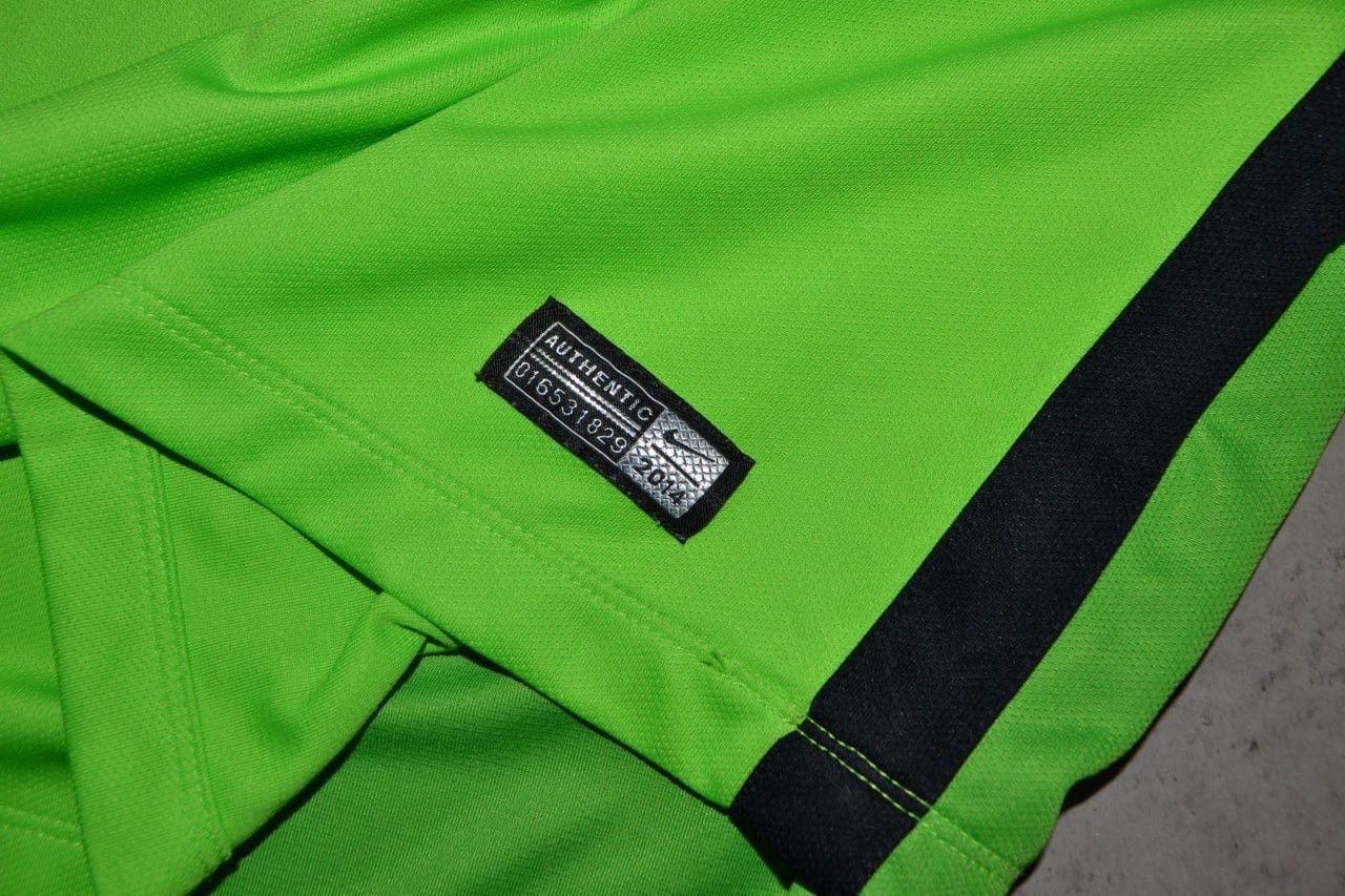 Other Nike Juventus Jersey 2014 2015 Third Shirt Football size L Size US L / EU 52-54 / 3 - 9 Thumbnail