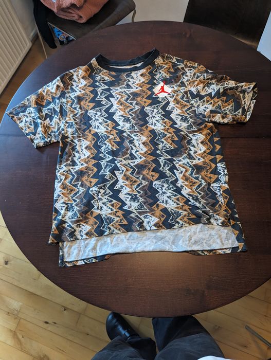 Patta jordan t store shirt