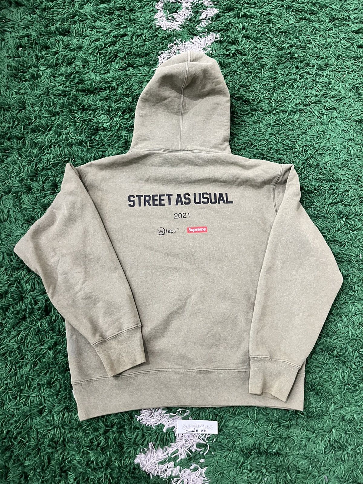 Supreme × Wtaps Supreme WTAPS Olive Sic’ Em’ Hoodie Size US S / EU 44-46 / 1 - 8 Thumbnail