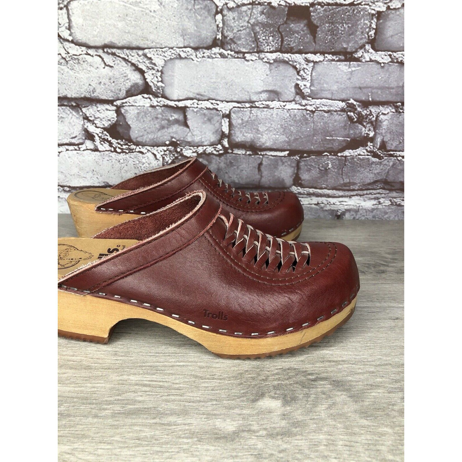 Umbro TROLLS By Samhall Burgundy Leather & Wood Sweden Clogs Shoes Size US 7 / IT 37 - 14 Thumbnail