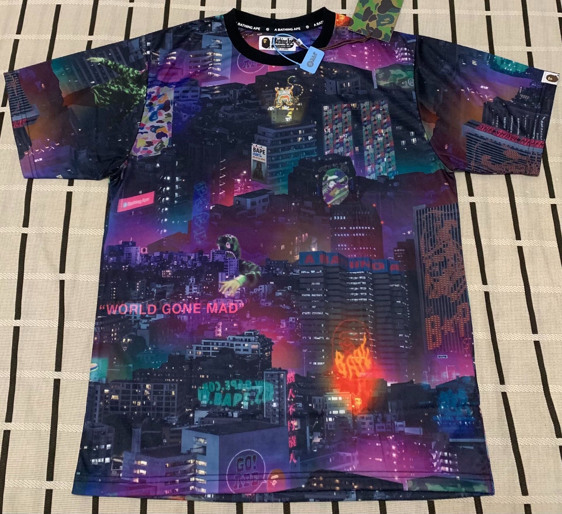Bape Bape T-Shirt M Men Size US M / EU 48-50 / 2 - 1 Thumbnail