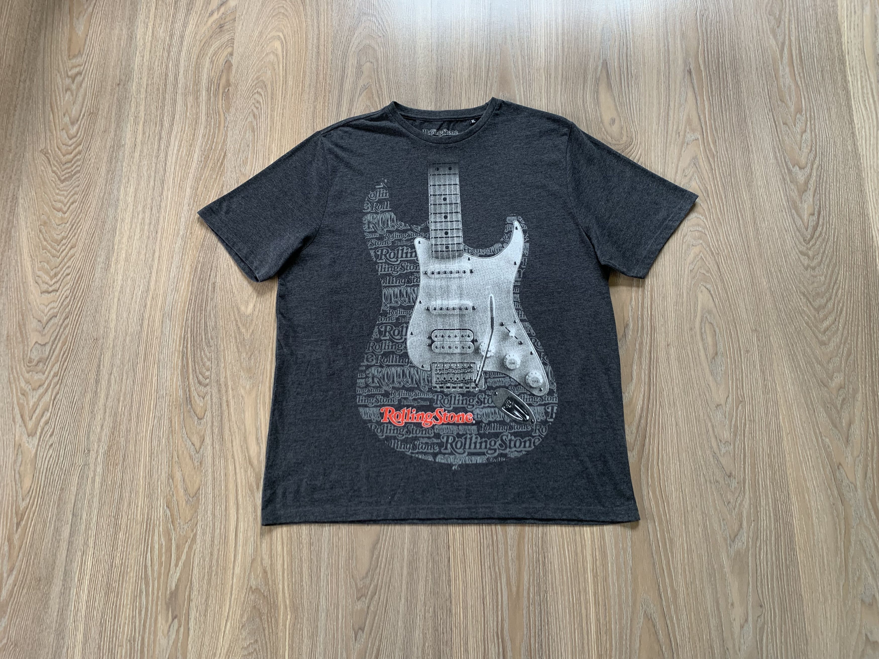 The Rolling Stones The Rolling Stones Big Guitar Logo T-Shirt 2014 Size US XL / EU 56 / 4 - 8 Thumbnail