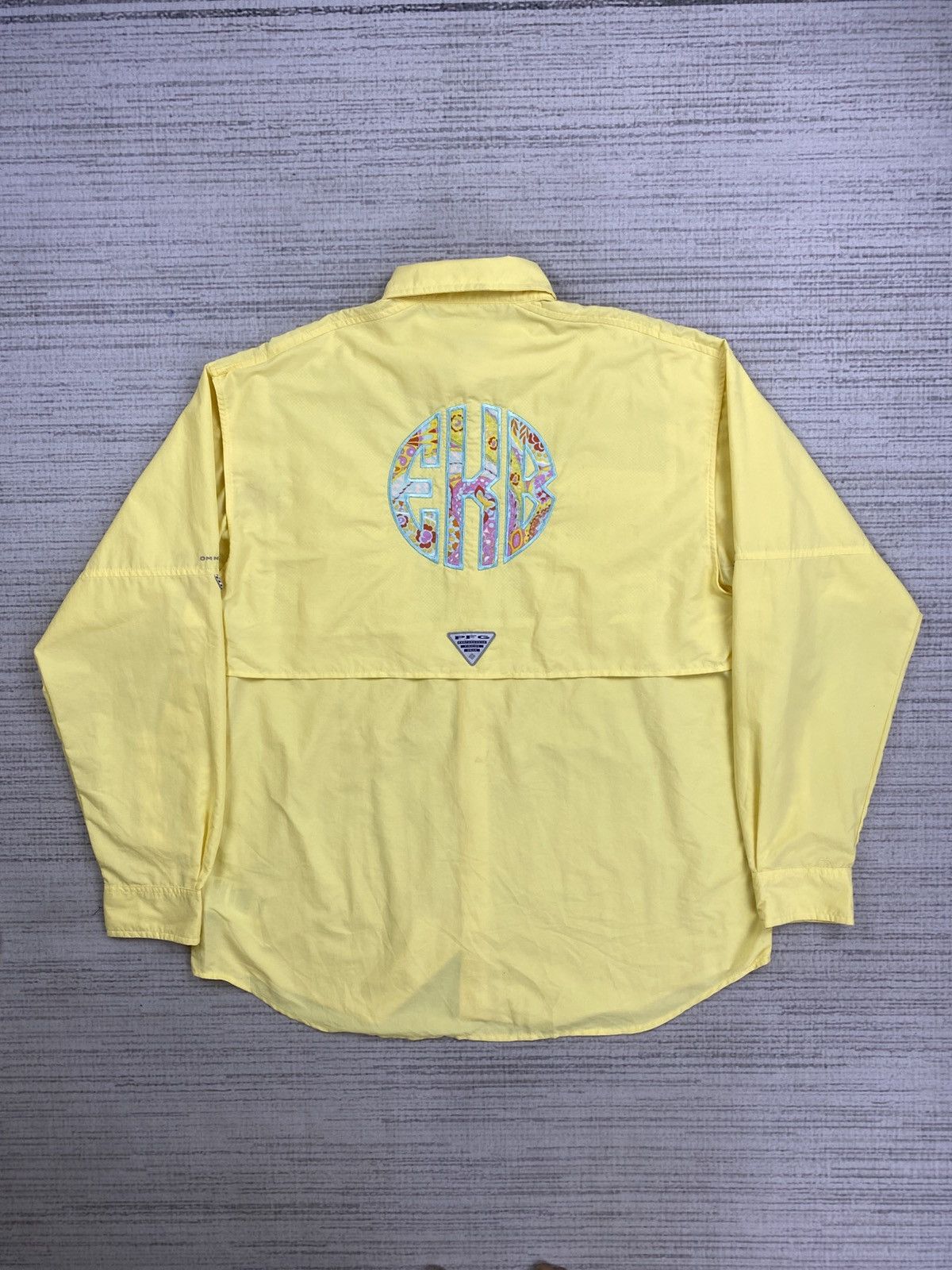 Columbia × Japanese Brand × Vintage Vintage Columbia PFG Soft Yellow Longsleeve Button Up Shirt Size US L / EU 52-54 / 3 - 2 Thumbnail