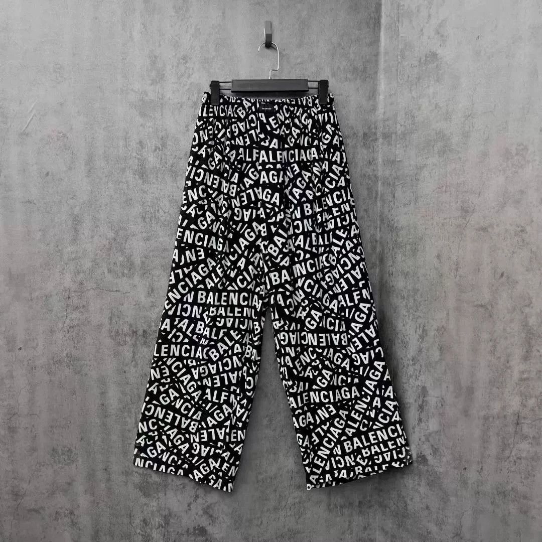 Balenciaga Balenciaga All-Over Logo Casual Pants Size US 36 / EU 52 - 1 Thumbnail