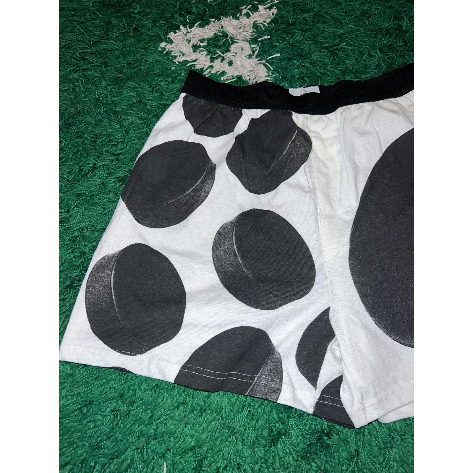 Vintage Vintage Boxercraft Hockey Pucks Puck White Boxers Large Size 34" / US 12 / IT 48 - 3 Thumbnail