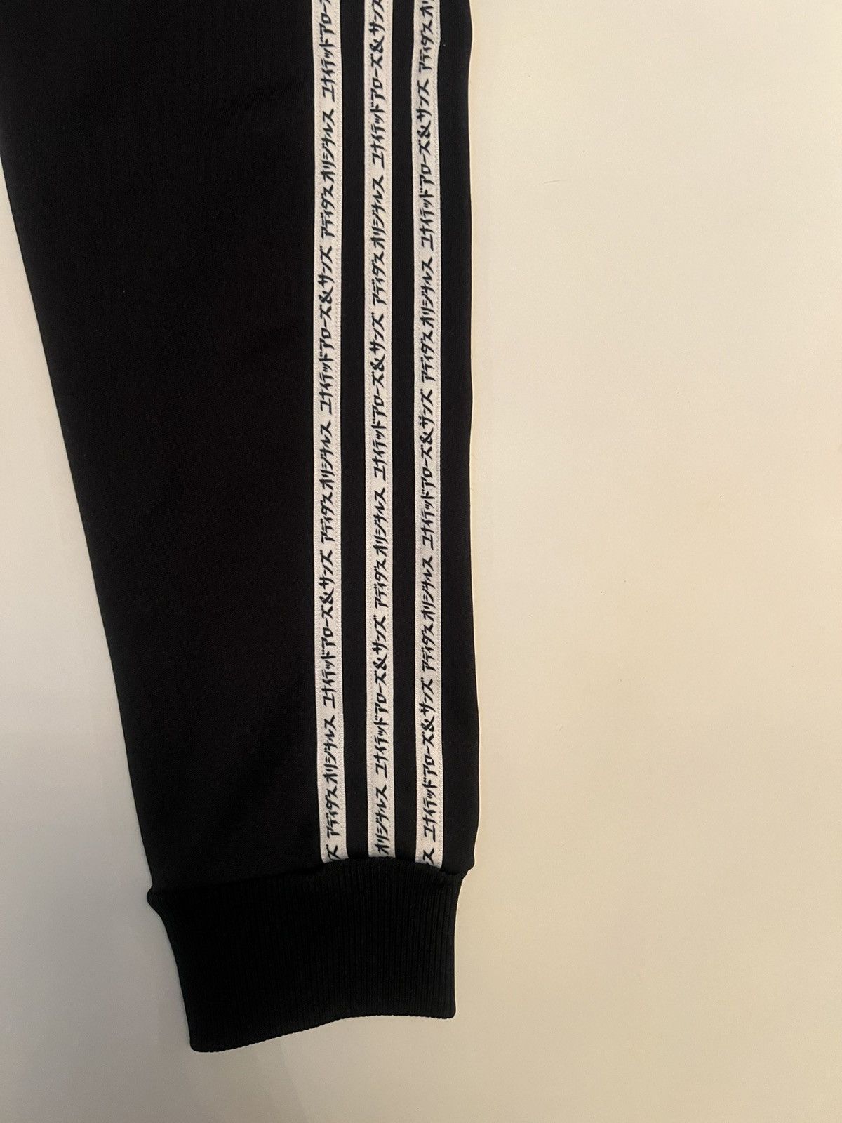 Adidas Adidas x Mikitype tracksuit colab Size US M / EU 48-50 / 2 - 3 Thumbnail