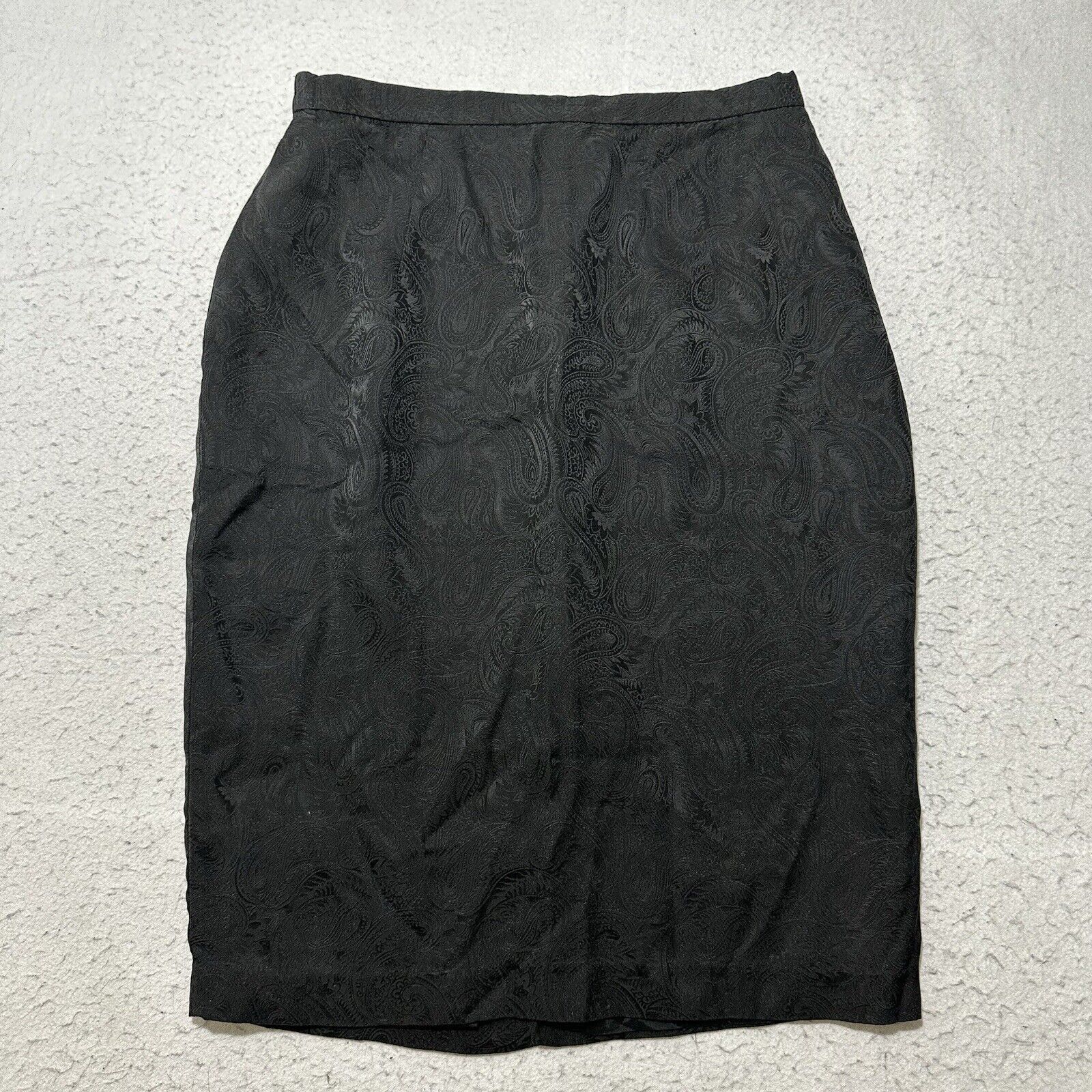 MAGGY LONDON Vintage Maggy London 8 Black Silk Pencil Paisley Print Skirt Size 30" / US 8 / IT 44 - 1 Thumbnail