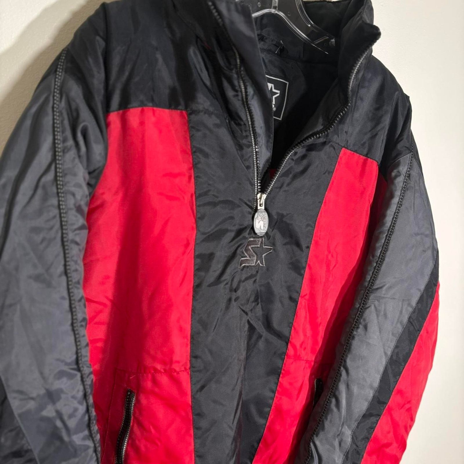 Starter Vintage 90s starter puffer jacket back design size XL Size US XL / EU 56 / 4 - 5 Thumbnail