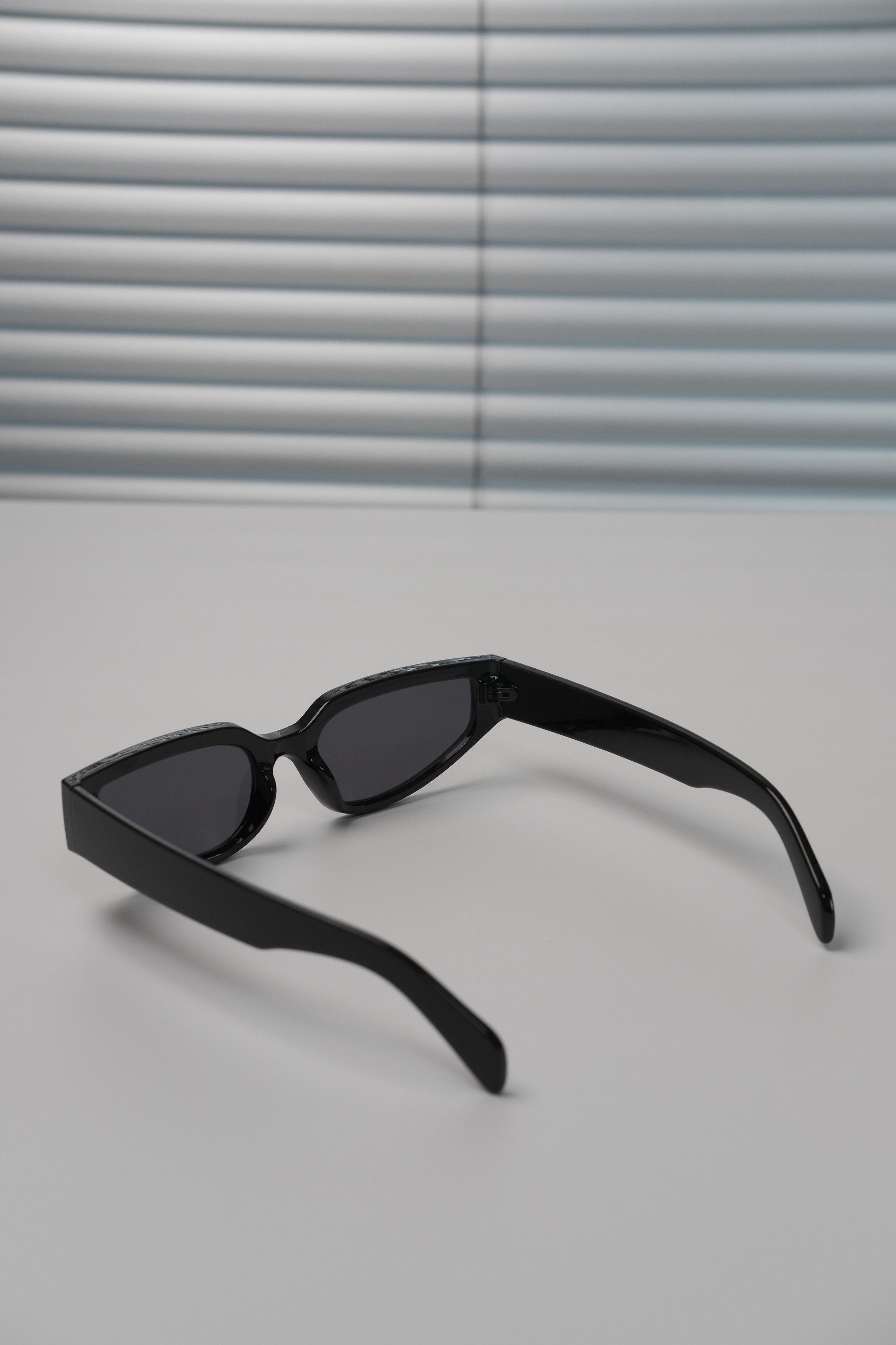 Japanese Brand Vtg Y2k Avant Garde Future Sunglasses Black Unisex One Size Size ONE SIZE - 6 Thumbnail