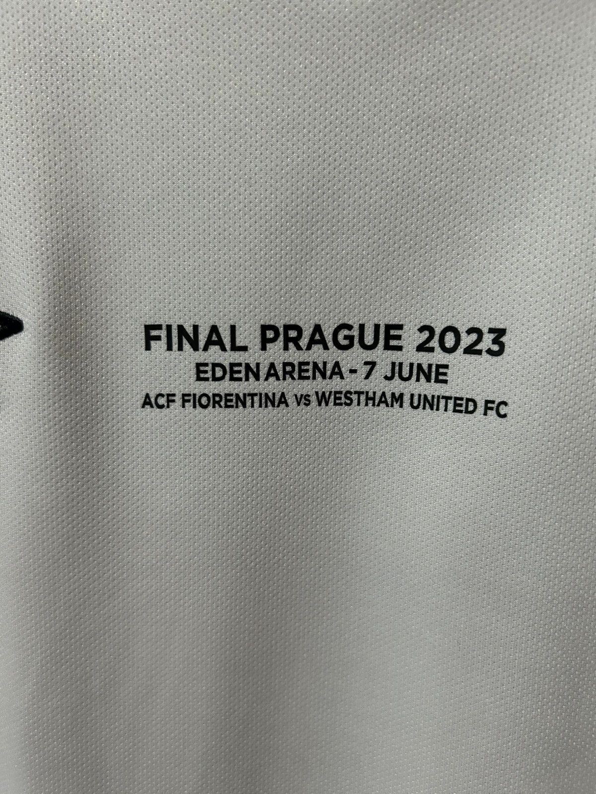 Umbro West ham utd away jersey final conference league Declan rice Size US L / EU 52-54 / 3 - 3 Thumbnail