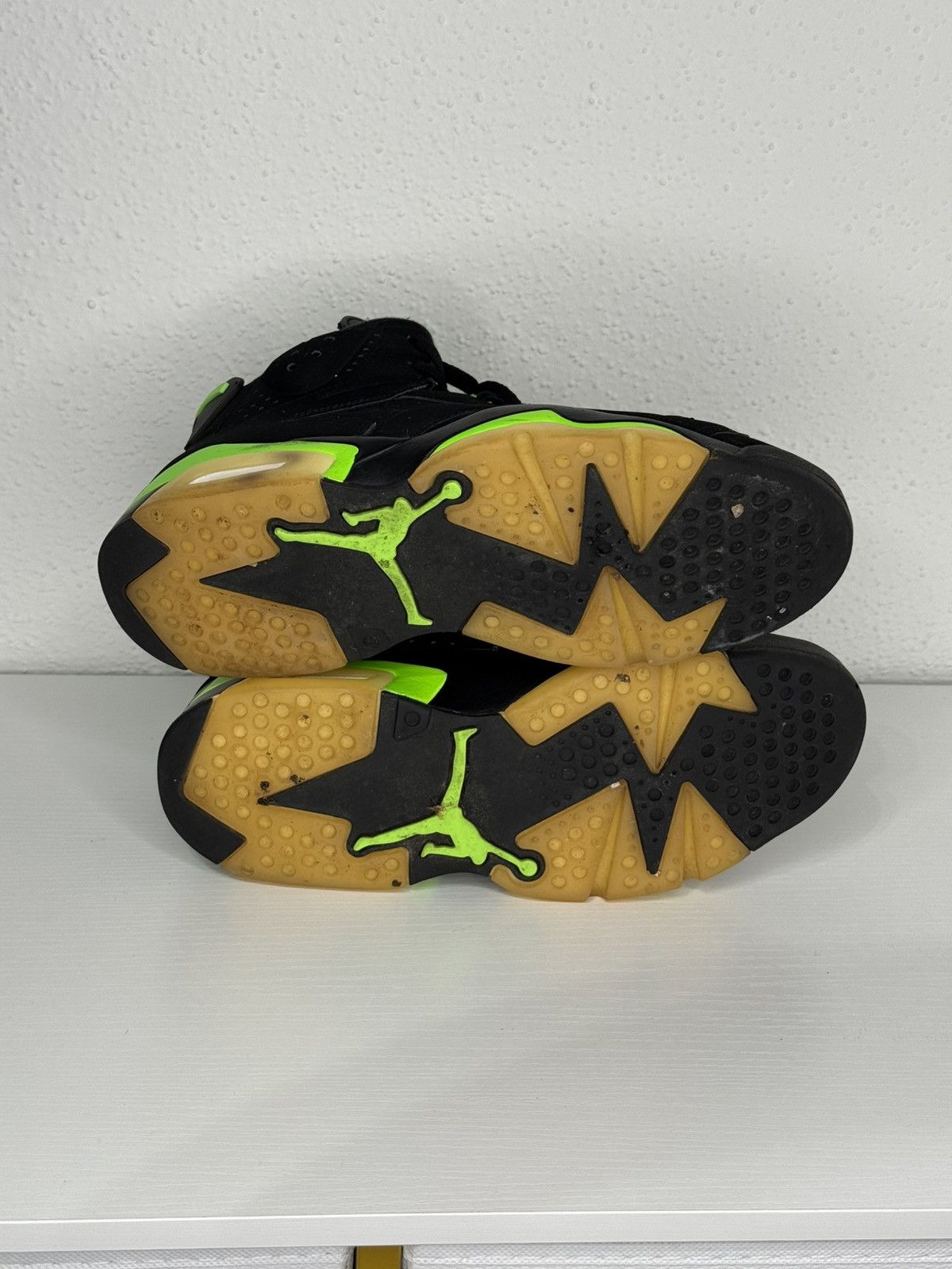 Jordan Brand Jordan 6 Retro Electric Green Size US 8 / EU 41 - 5 Thumbnail