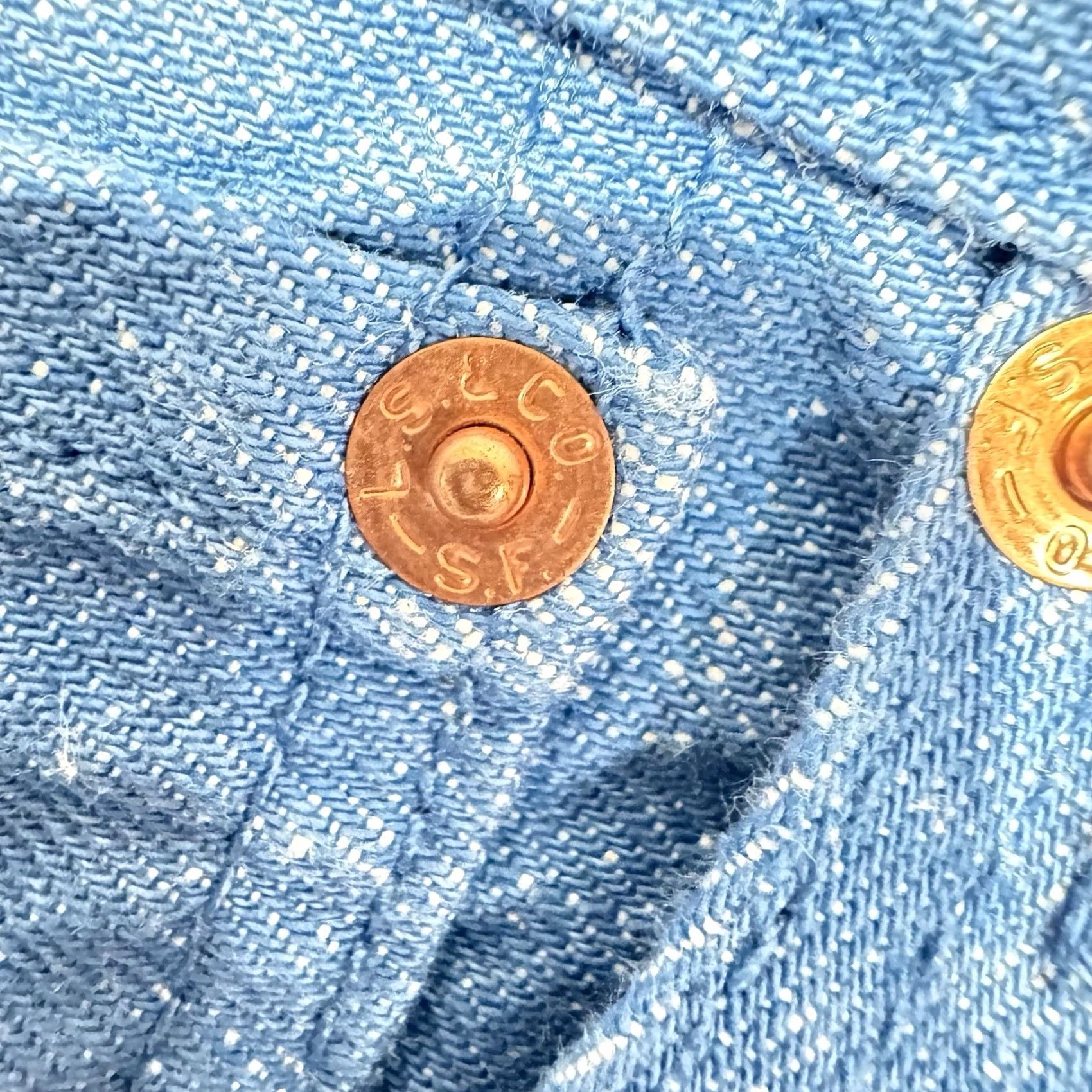 Levi's VTG Levi’s 501 Jeans Button Fly Dark Denim Misprint Tag White Oak Cone Mills 1032 Made in Mexico 33x29 Men Regular USA Straight Denim Size US 33 - 4 Thumbnail
