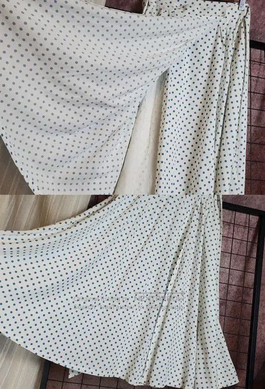 Dior Dior Pleated Dot Skirt for Women, Size L . Size 30" / US 8 / IT 44 - 3 Thumbnail