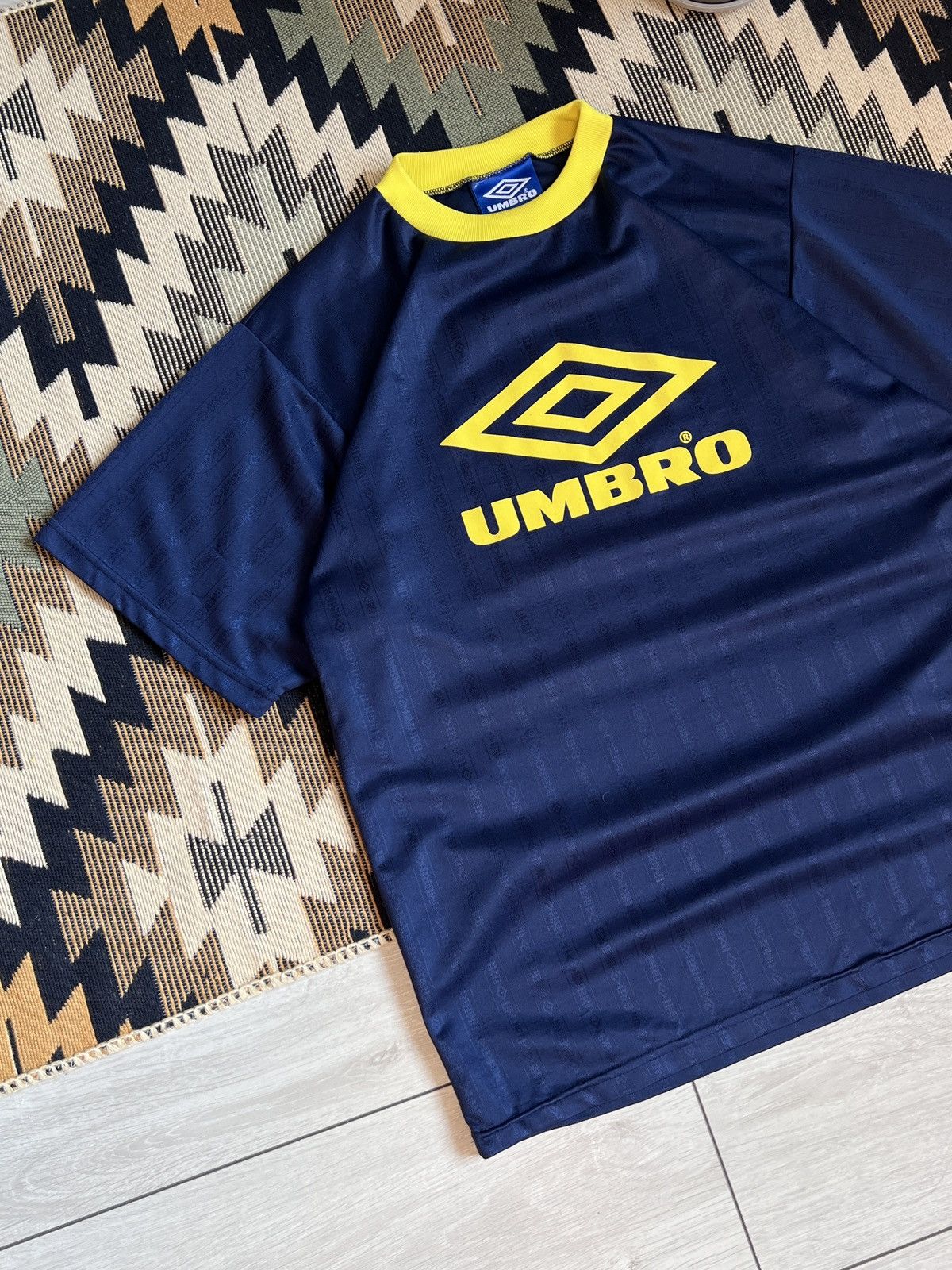 Other Vintage Umbro Big Logo Blokecore Soccer Jersey Size US M / EU 48-50 / 2 - 3 Thumbnail