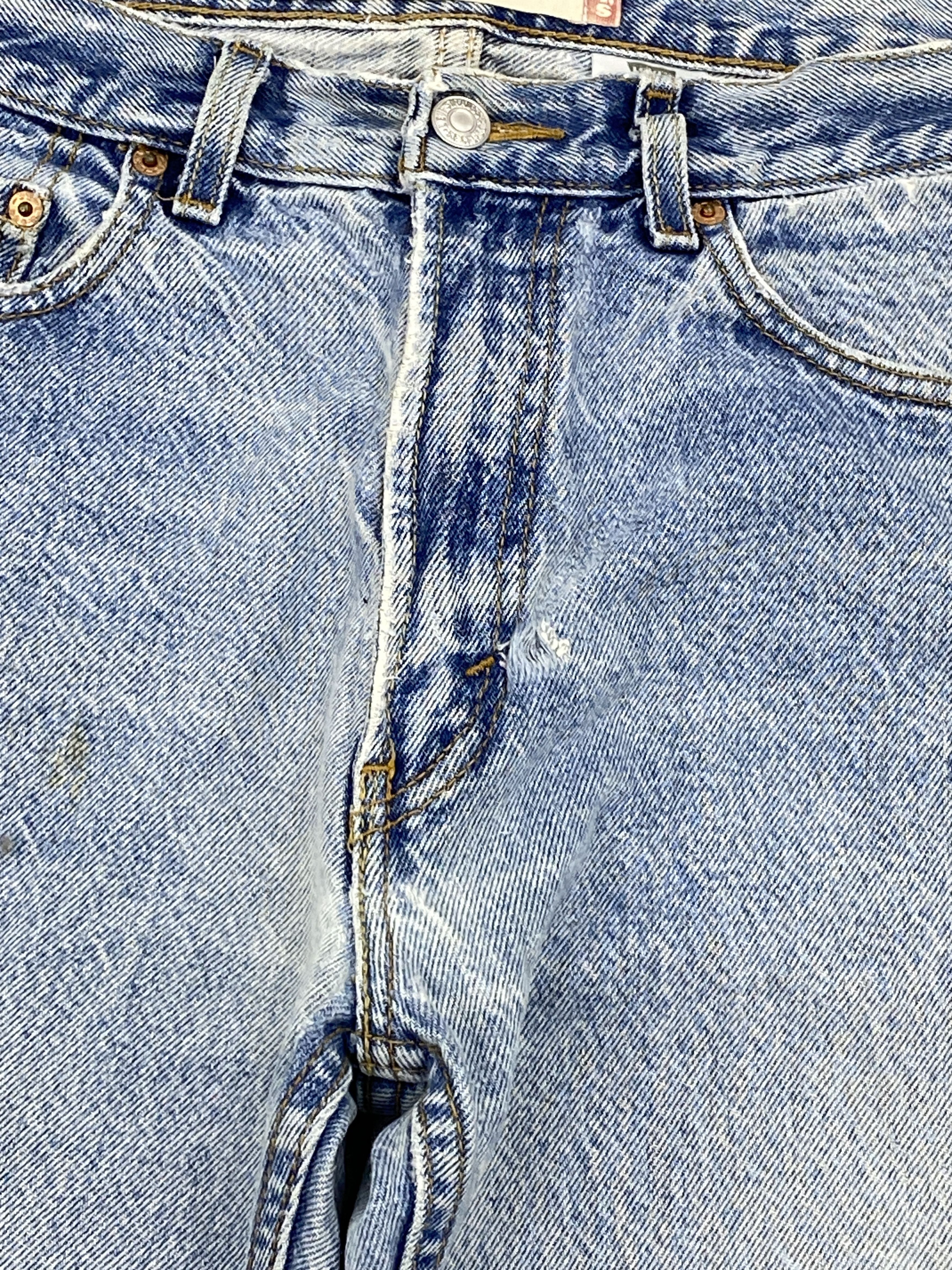 Levi's Vintage Levis 505 Faded Blue Distressed Jeans DP2688 Size US 30 / EU 46 - 9 Thumbnail