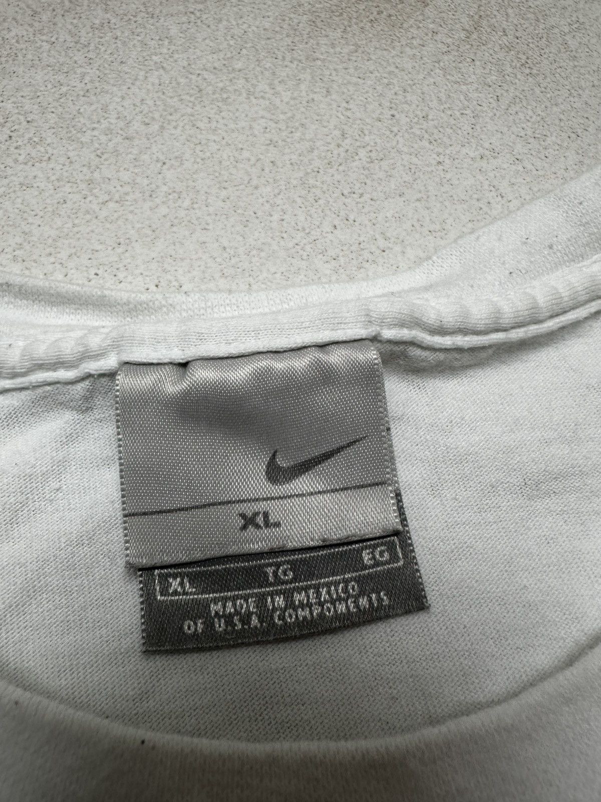 Nike × Vintage Vintage White Nike “Max Air” T-Shirt Size US XL / EU 56 / 4 - 4 Thumbnail