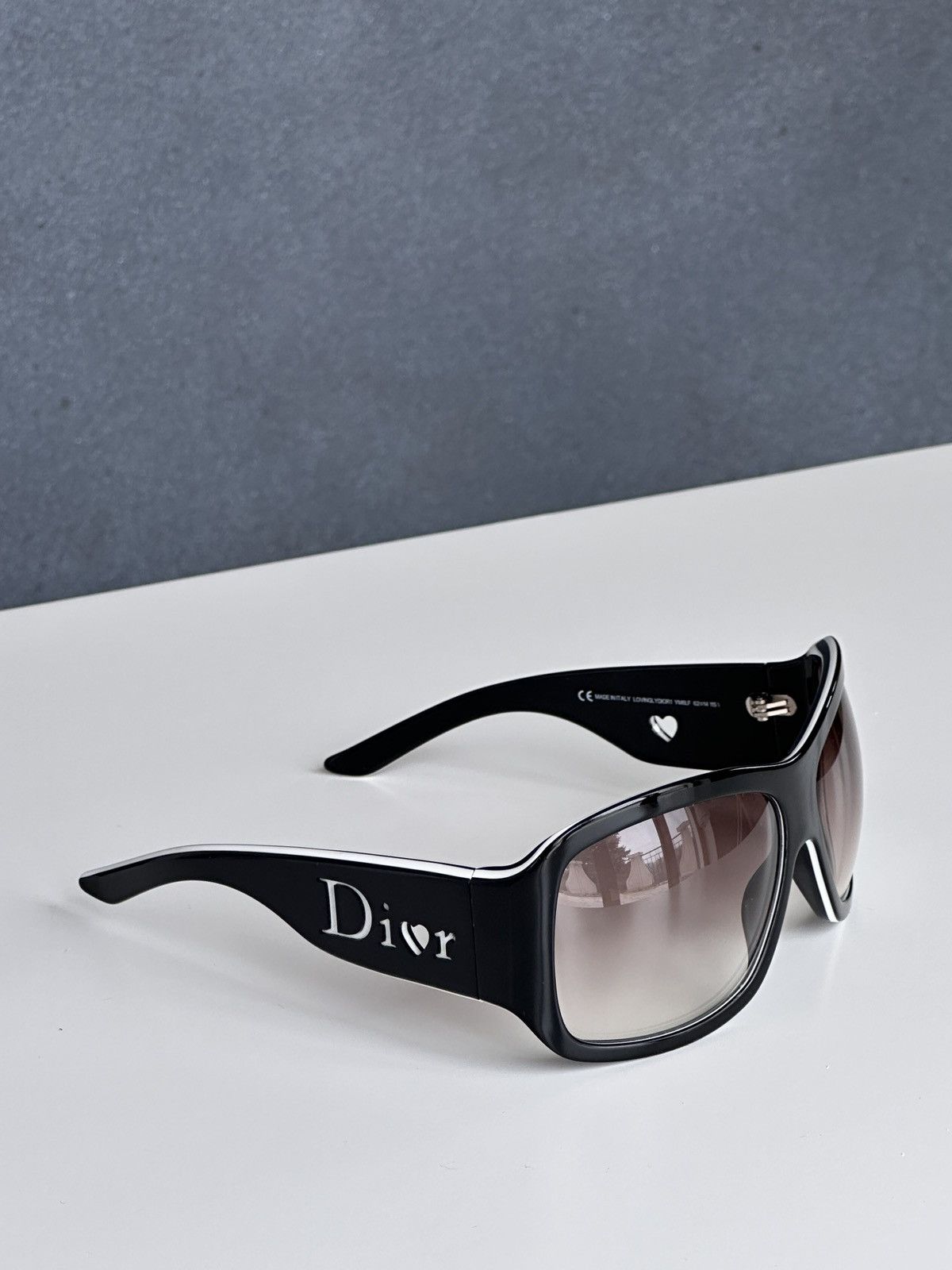 Dior DIOR Heart Logo LovinglyDior 1 Sunglasses Black Y2K Size ONE SIZE - 5 Thumbnail