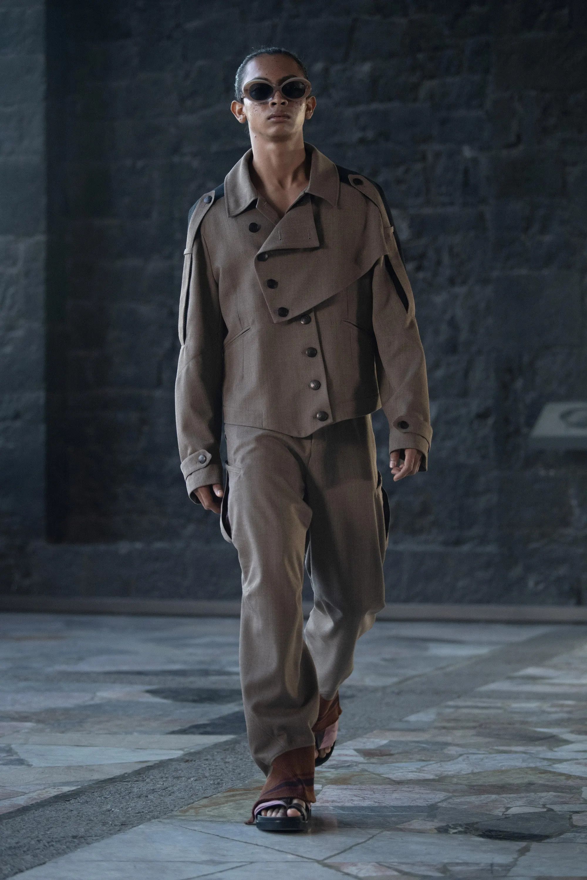 Kiko Kostadinov Transformable Double Breasted Coat Size US L / EU 52-54 / 3 - 9 Thumbnail